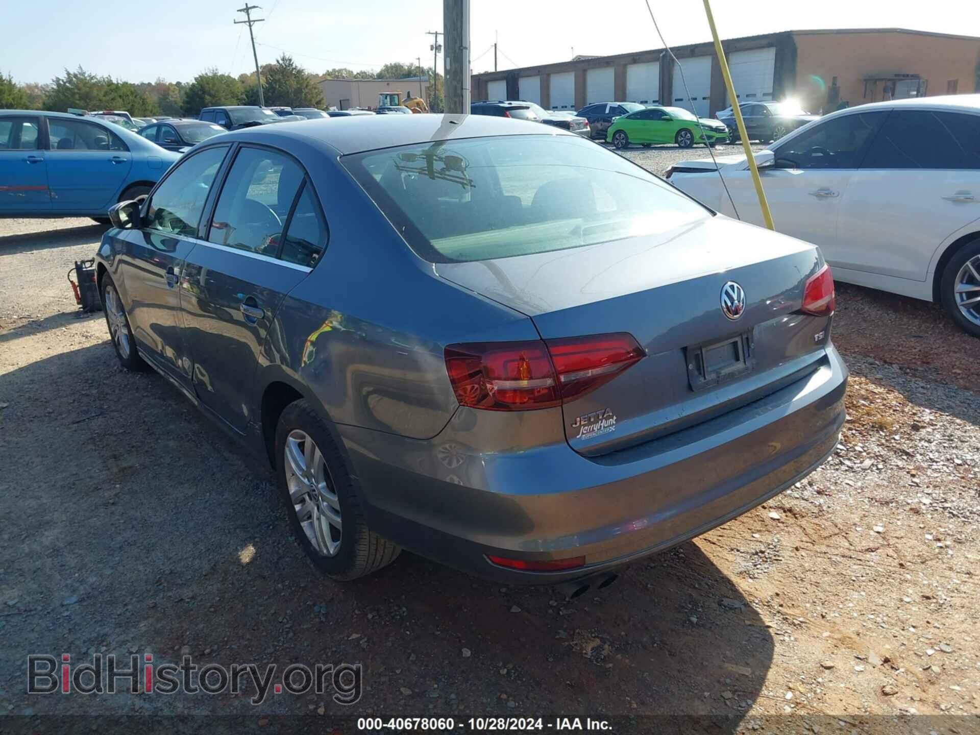 2017 VOLKSWAGEN JETTA - VIN: 3VW2B7AJ6HM372094 - Фото 3