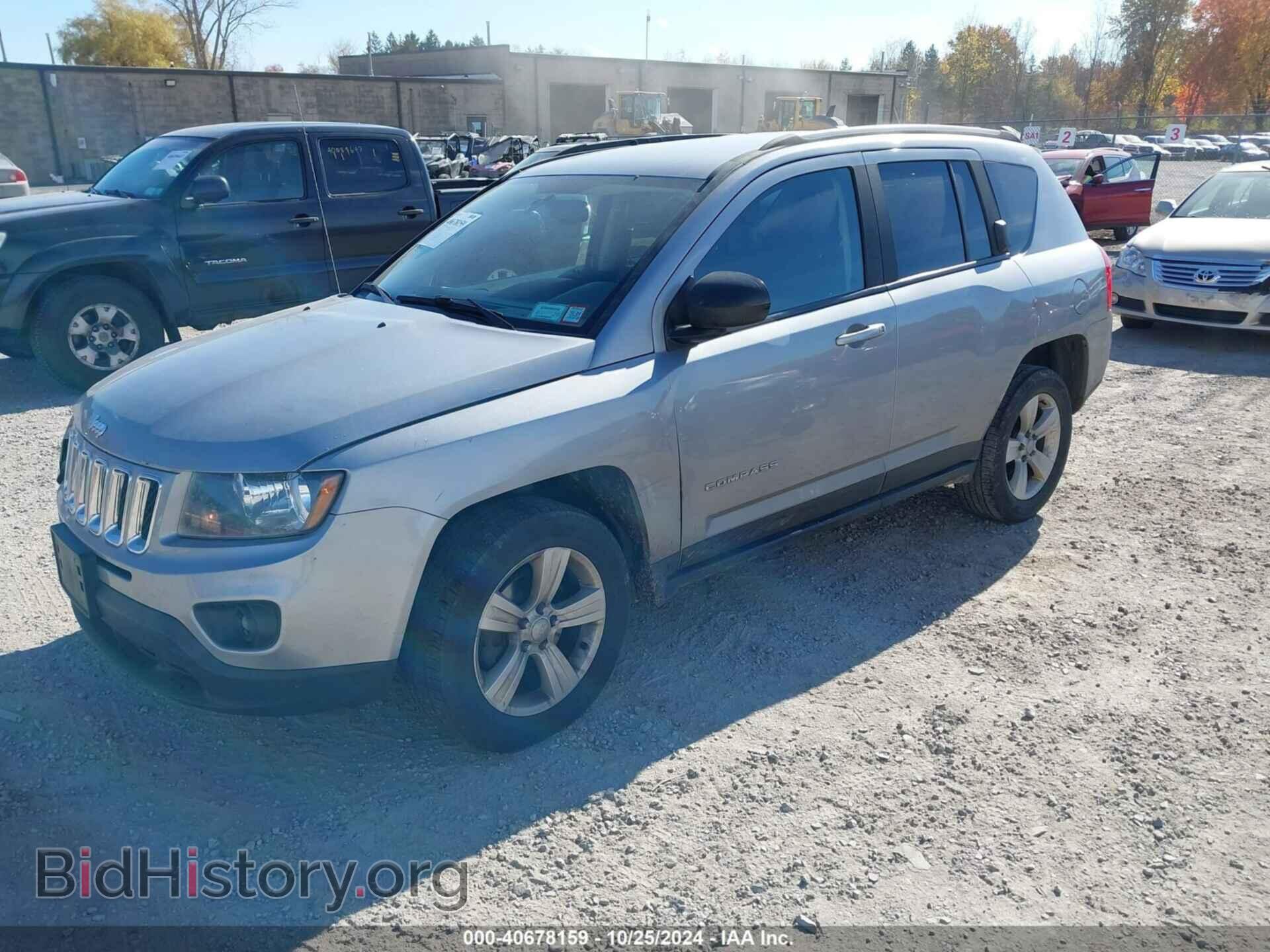2017 JEEP COMPASS - VIN: 1C4NJDBB0HD105781 - Фото 2