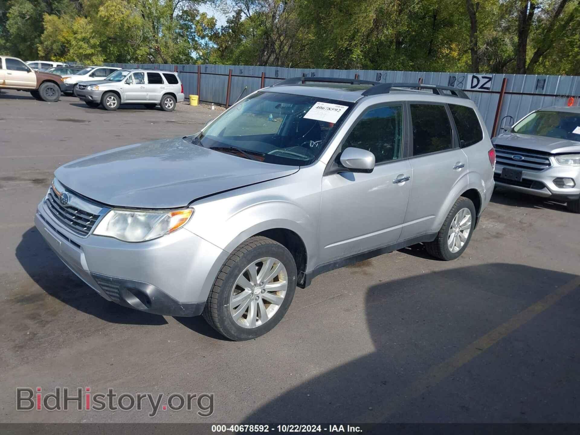 2011 SUBARU FORESTER - VIN: JF2SHADC6BH771452 - Фото 2