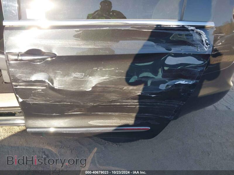 2020 Chrysler PACIFICA (VIN 2C4RC1BG9LR130982) — фото 6 из 16