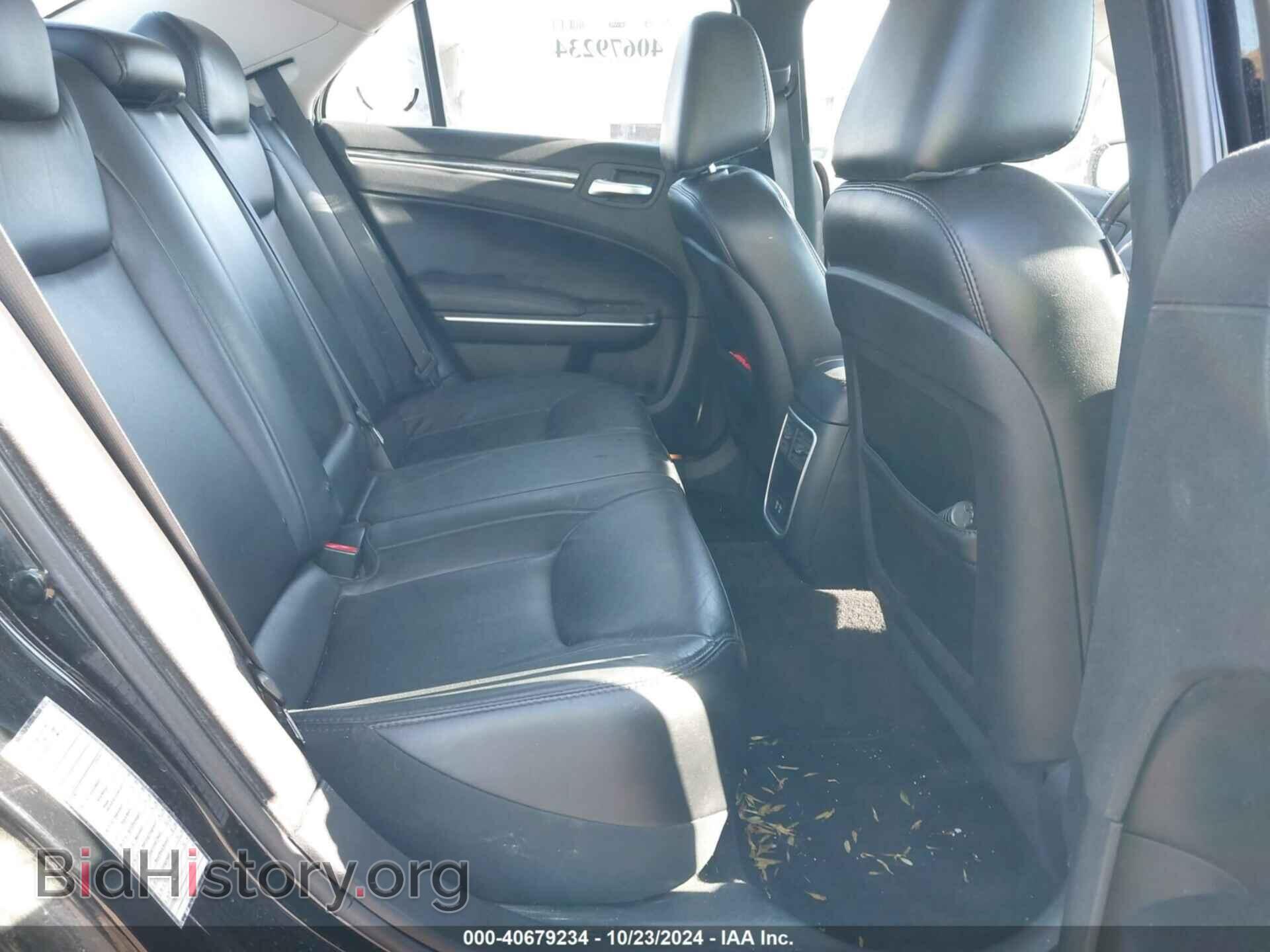 2017 CHRYSLER 300 - VIN: 2C3CCARG1HH621995 - Фото 8