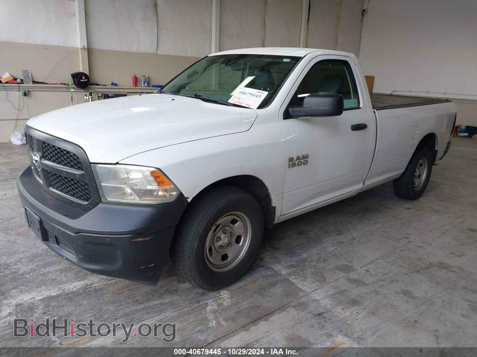 2018 RAM 1500 - VIN: 3C6JR6DG4JG238183 - Фото 2