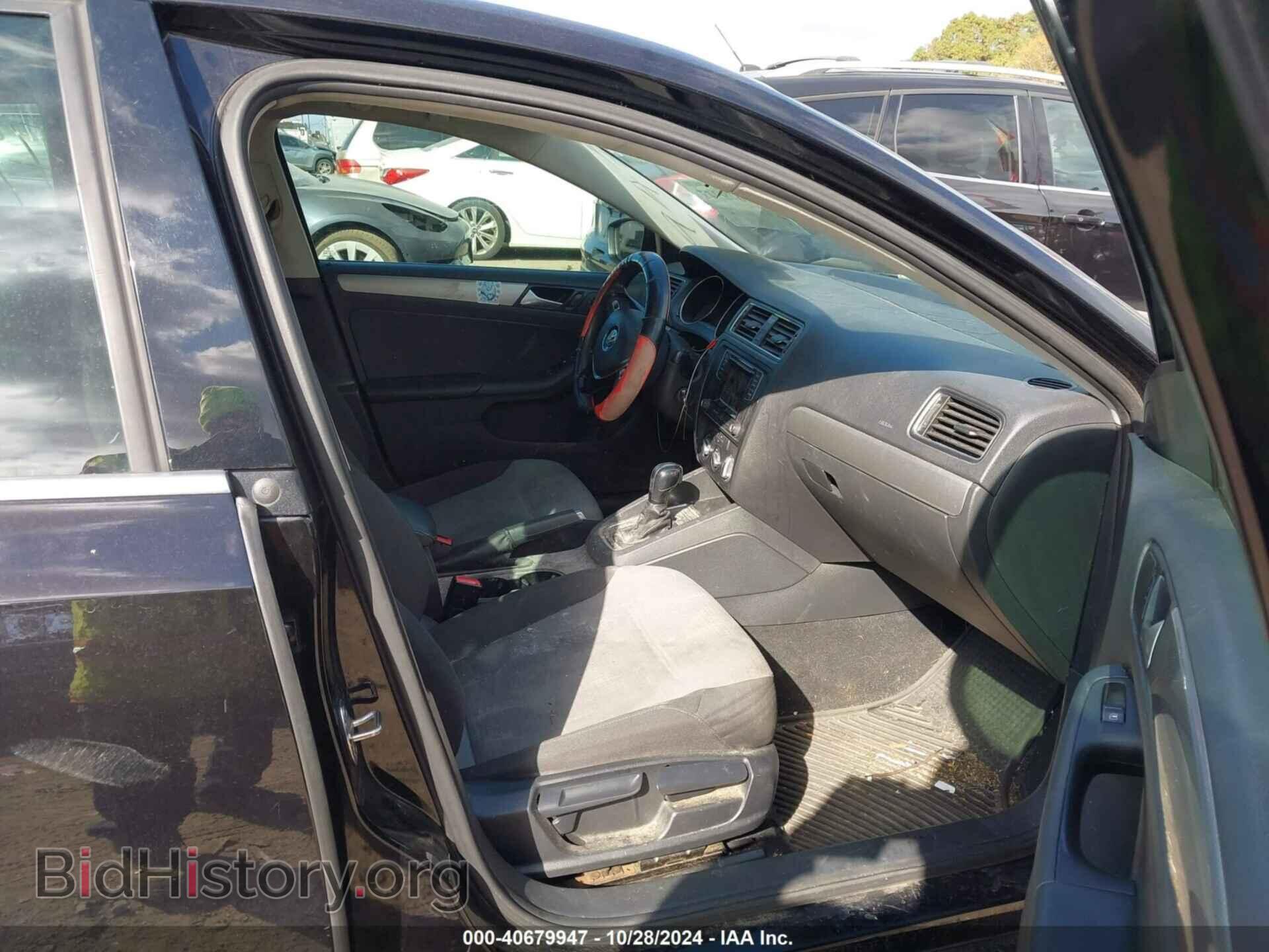 2017 VOLKSWAGEN JETTA - VIN: 3VW2B7AJ4HM408185 - Фото 5