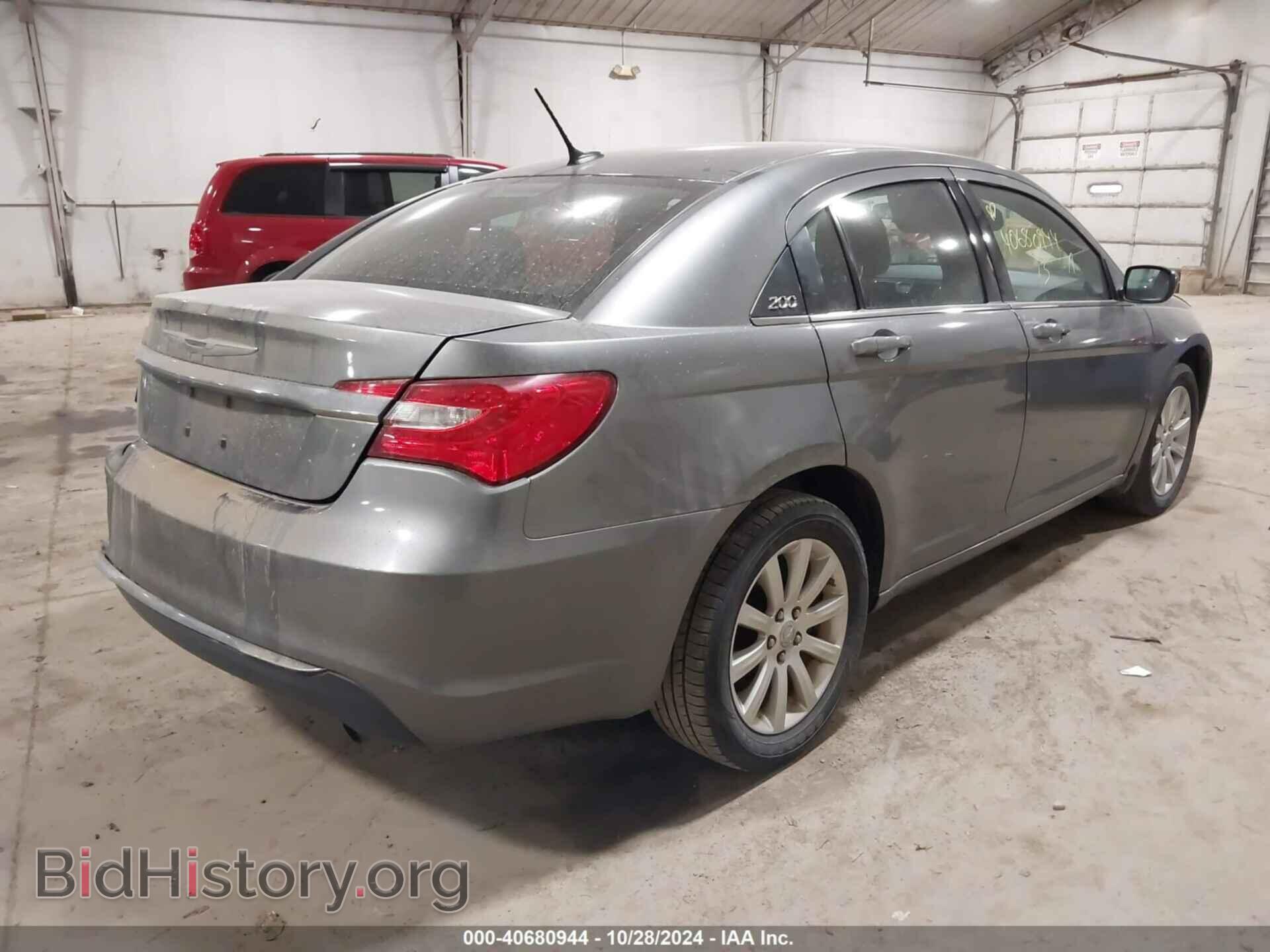 2013 CHRYSLER 200 - VIN: 1C3CCBBB4DN500710 - Фото 4