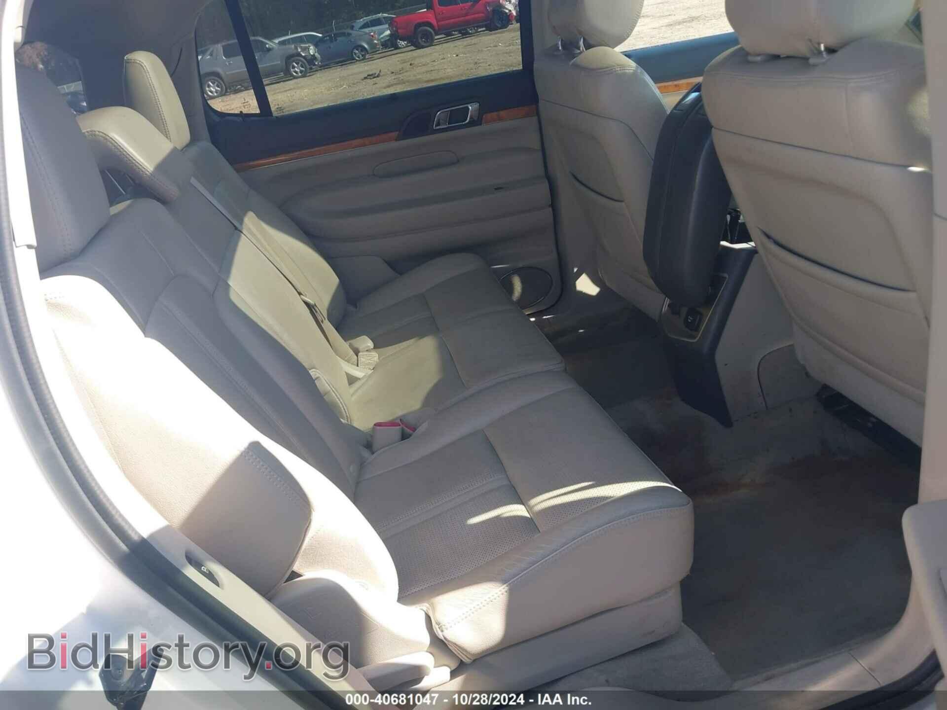 2011 LINCOLN MKT - VIN: 2LMHJ5AR6BBJ54367 - Photo 7