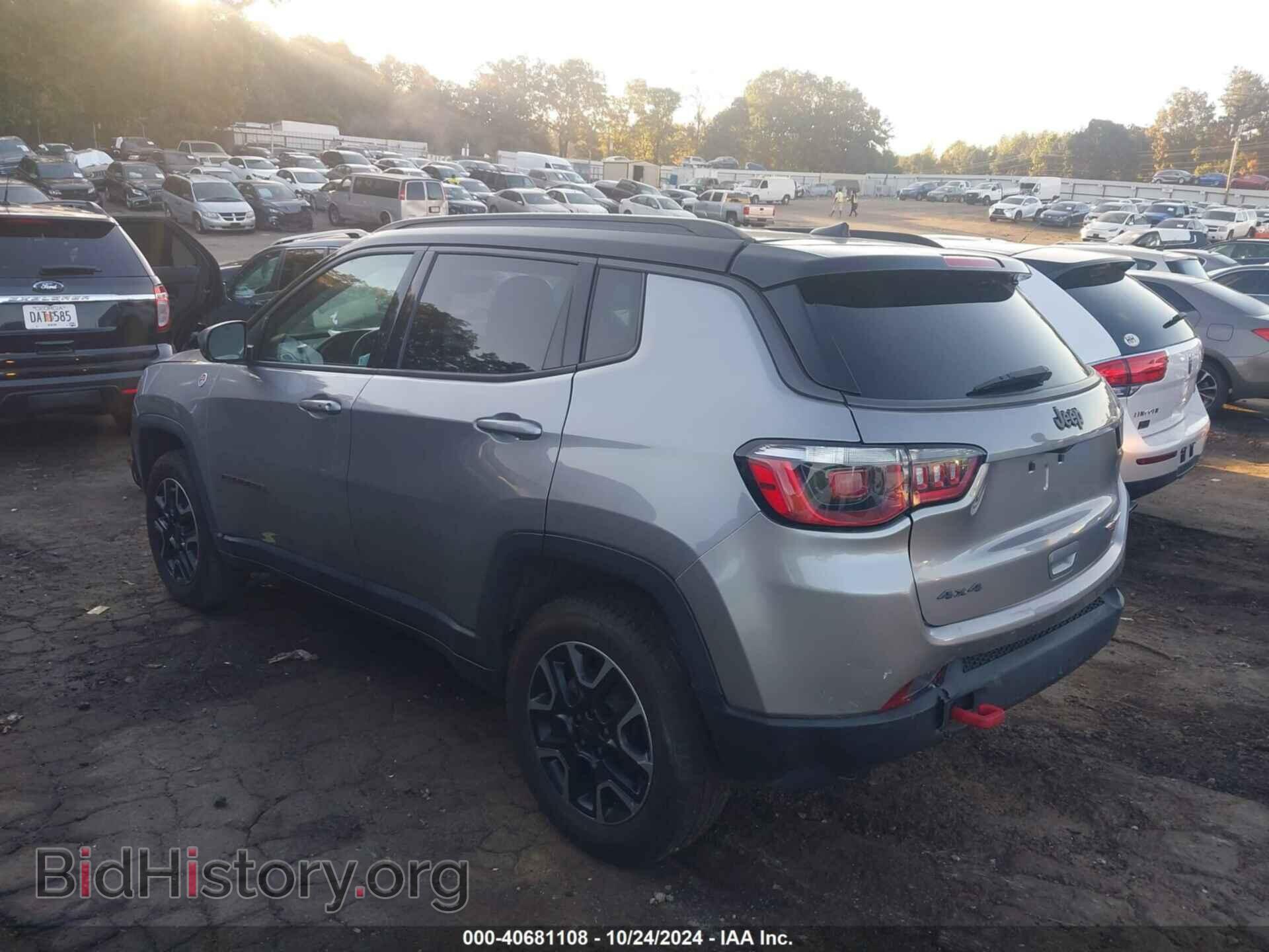 2019 JEEP COMPASS - VIN: 3C4NJDDB3KT671206 - Фото 3