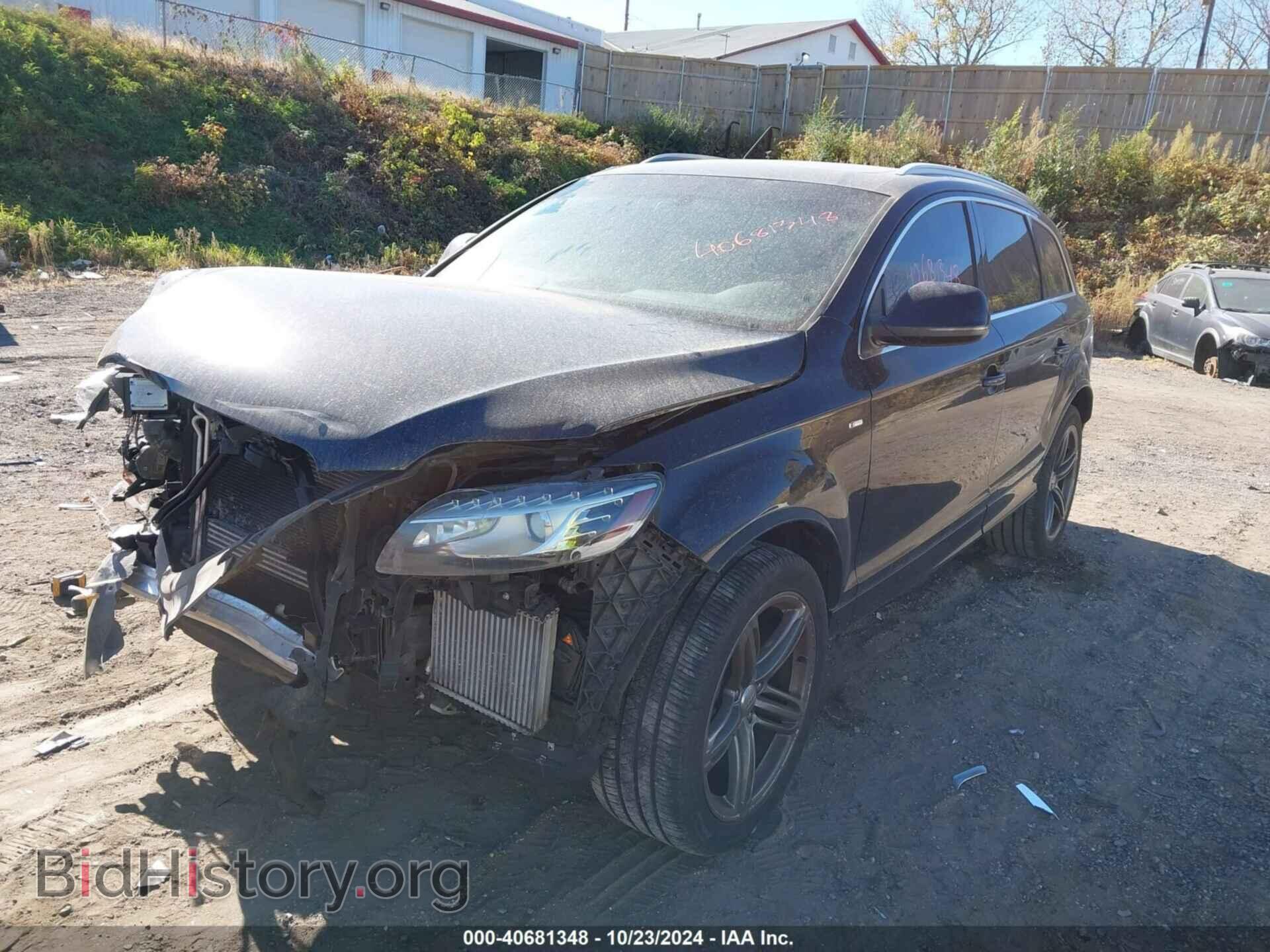 2011 AUDI Q7 - VIN: WA1WMAFE1BD001090 - Фото 2