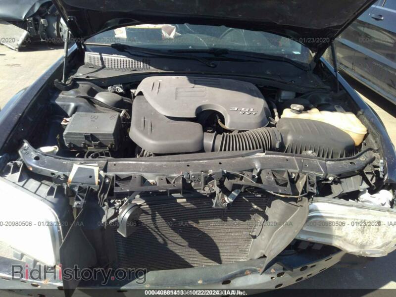 2012 Chrysler 300 (VIN 2C3CCACG0CH192091) — photo 10 of 11