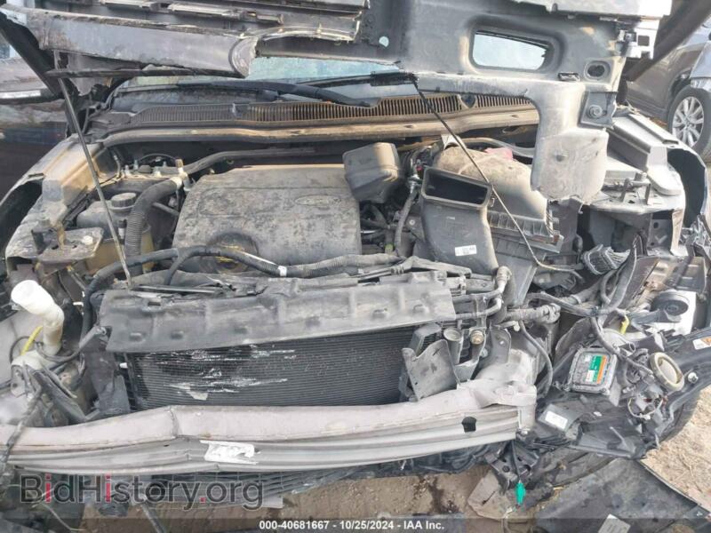 2013 Ford EXPLORER (VIN 1FM5K8F81DGB87561) — photo 10 of 17