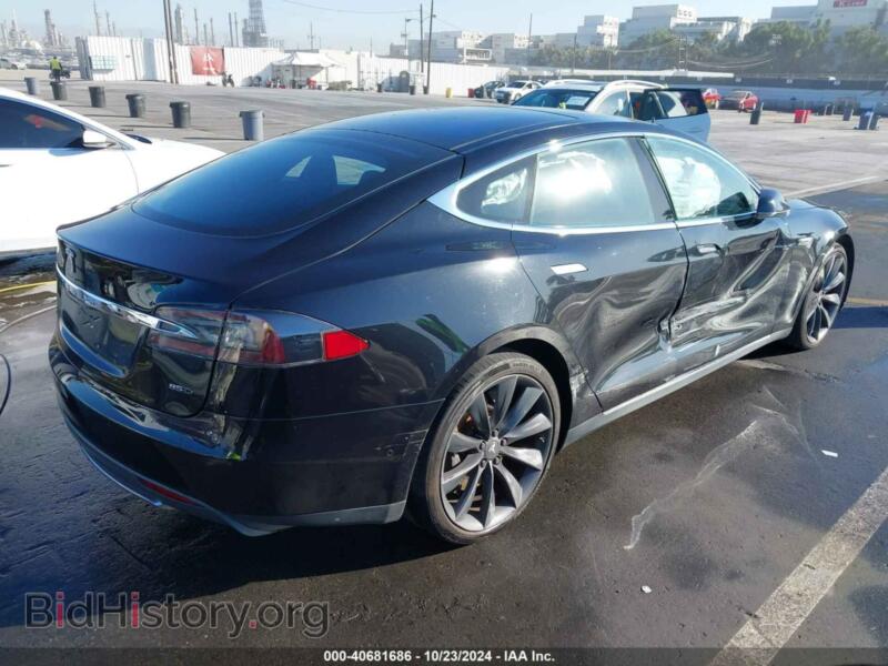 2016 Tesla MODEL S (VIN 5YJSA1E20GF122004) — фото 4 из 18