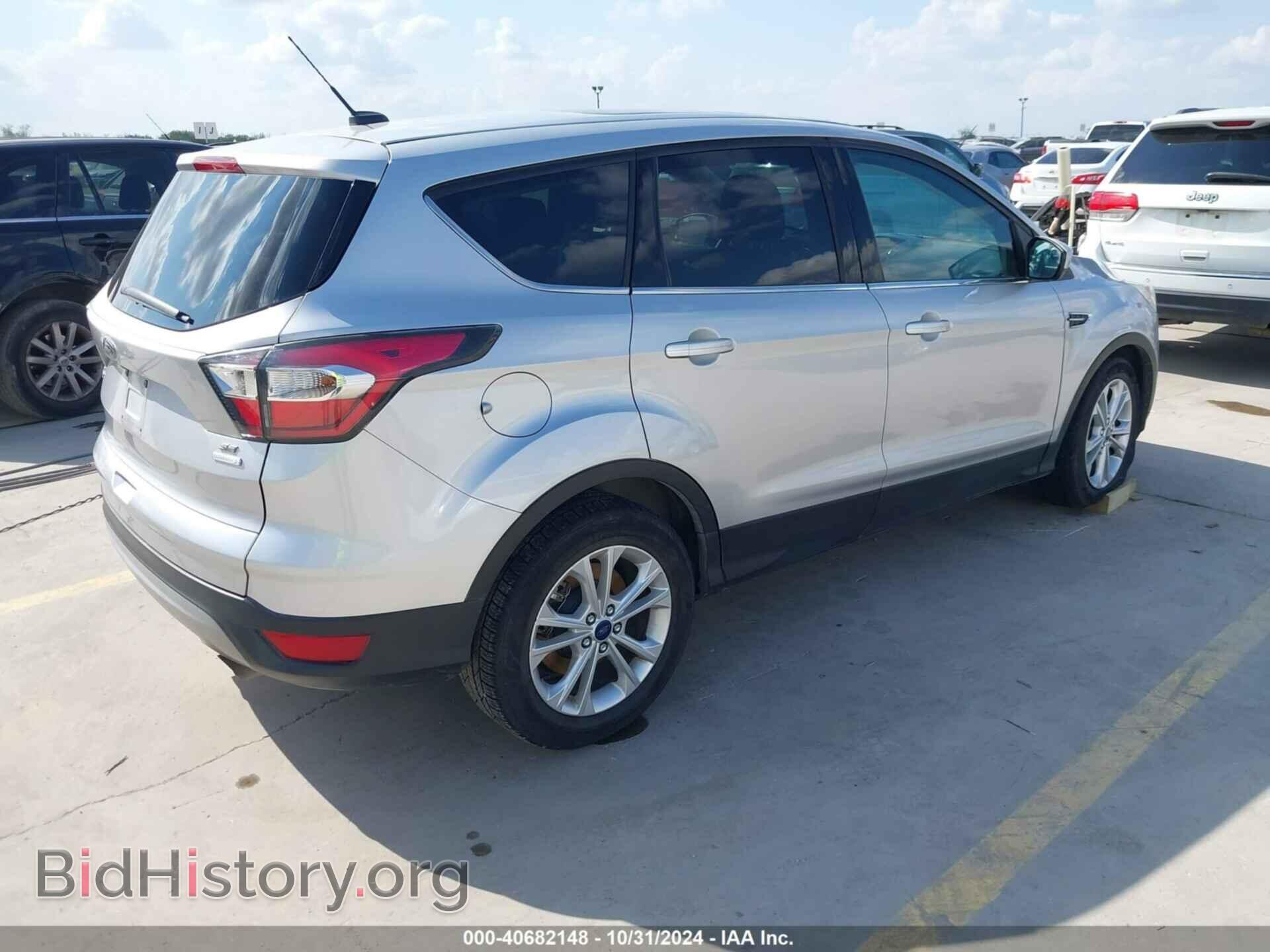 2017 FORD ESCAPE - VIN: 1FMCU0G95HUB04716 - Фото 4