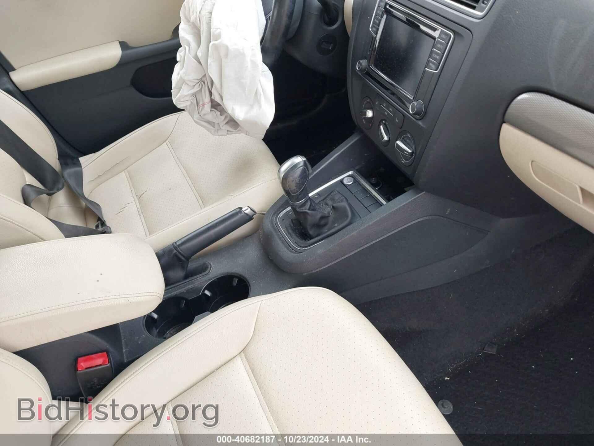2017 VOLKSWAGEN JETTA - VIN: 3VWDB7AJ4HM305356 - Фото 5