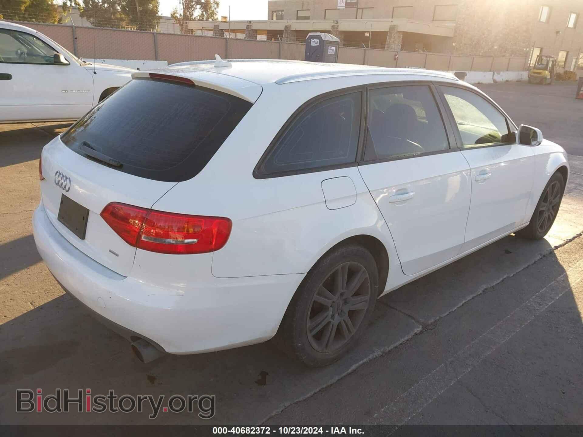 2010 AUDI A4 - VIN: WAUSFAFL7AA029048 - Фото 4