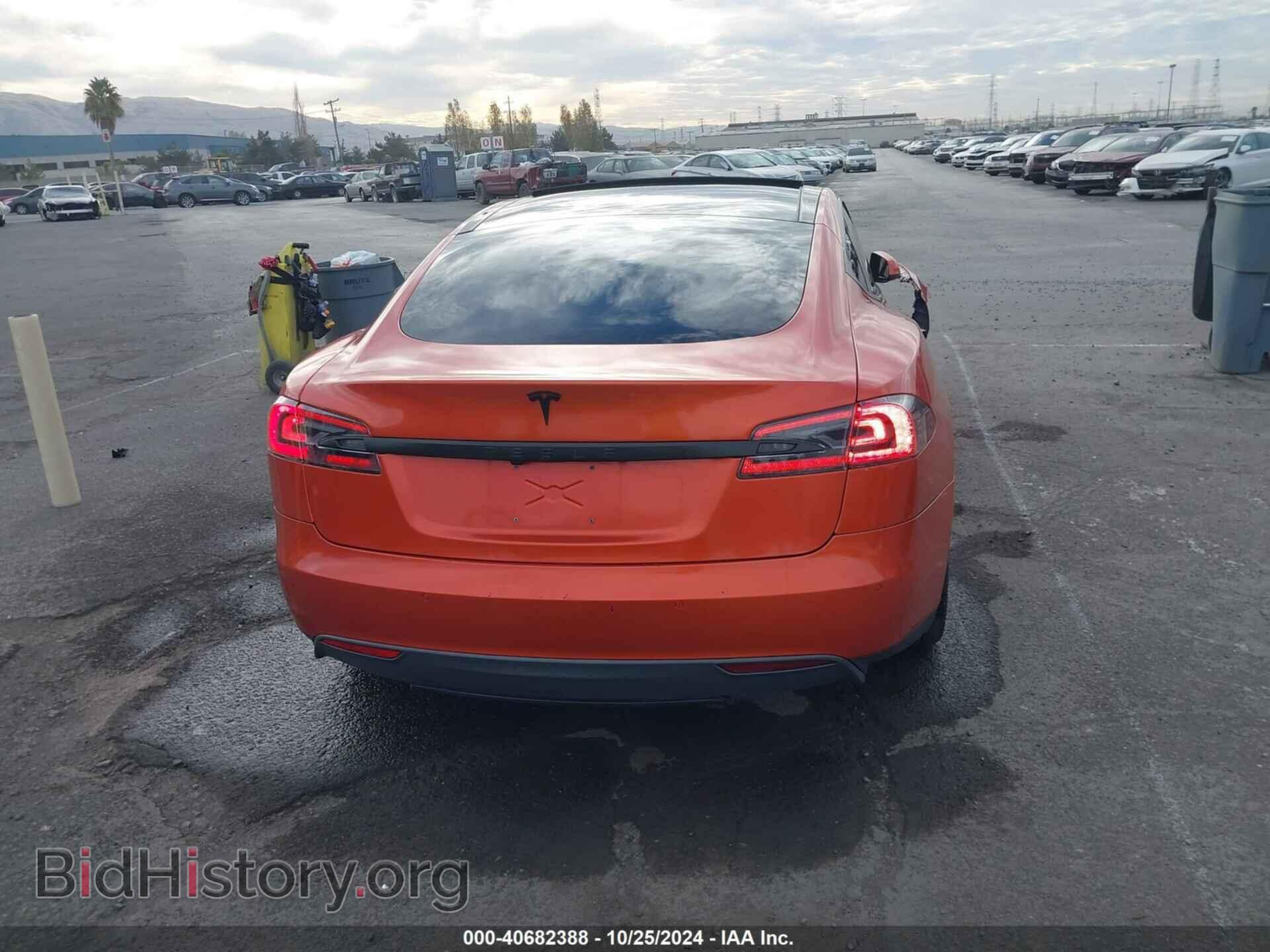 2015 TESLA MODEL S - VIN: 5YJSA1E13FF106126 - Photo 17
