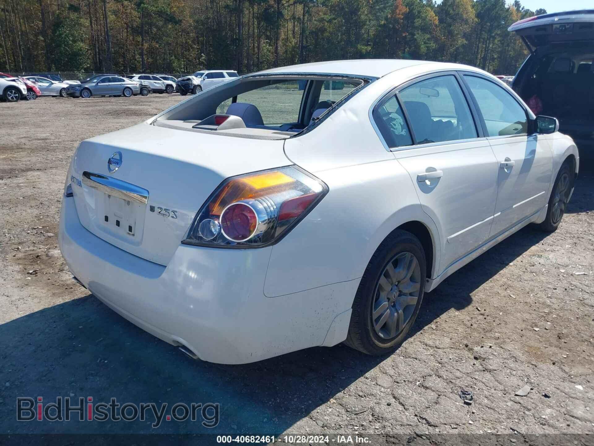 2011 NISSAN ALTIMA - VIN: 1N4AL2AP5BC172857 - Фото 4