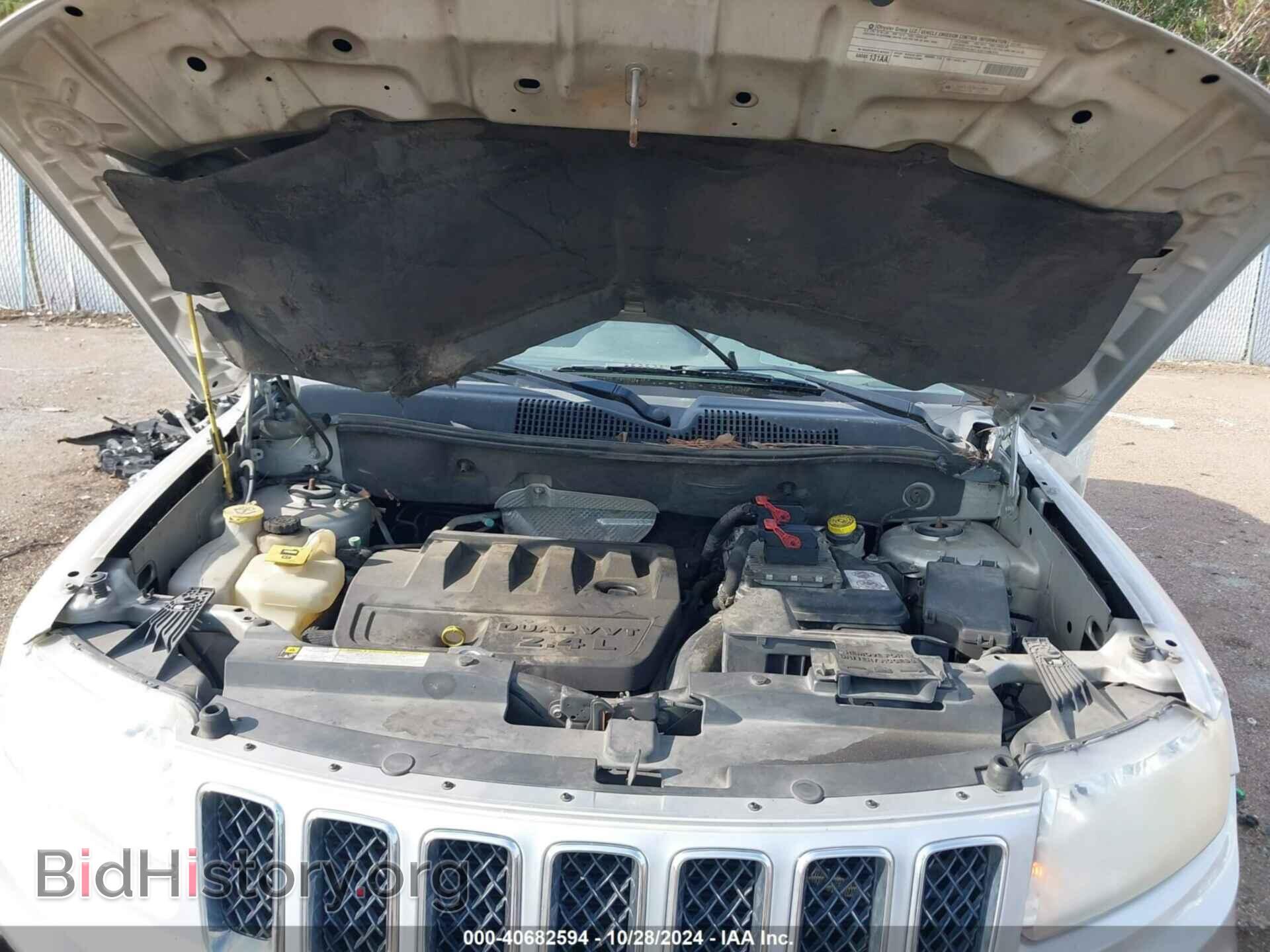 2011 JEEP COMPASS - VIN: 1J4NT1FB1BD155836 - Photo 10