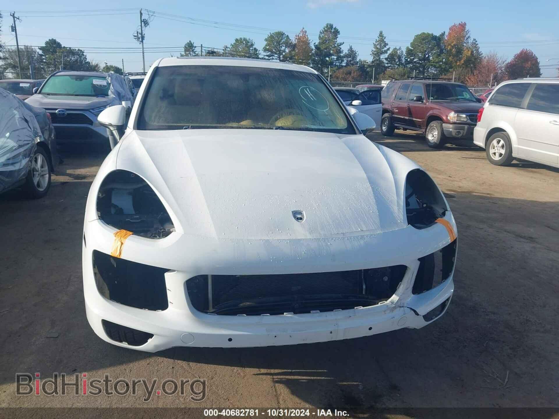 2016 PORSCHE CAYENNE - VIN: WP1AA2A24GLA10048 - Фото 13