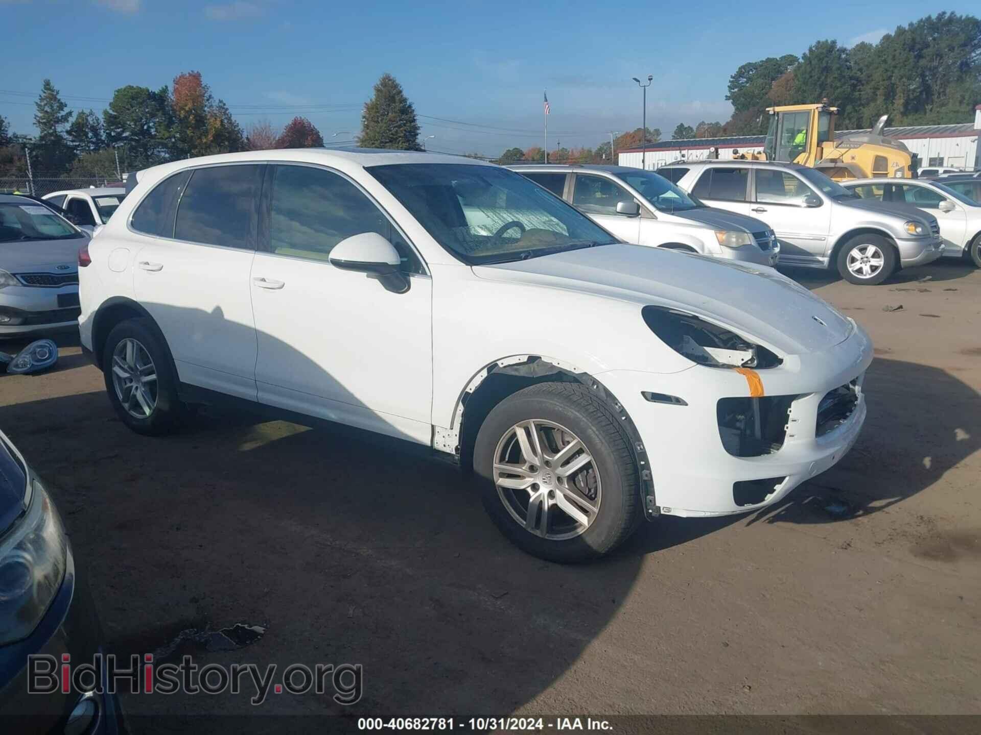 2016 PORSCHE CAYENNE - VIN: WP1AA2A24GLA10048 - Фото 14