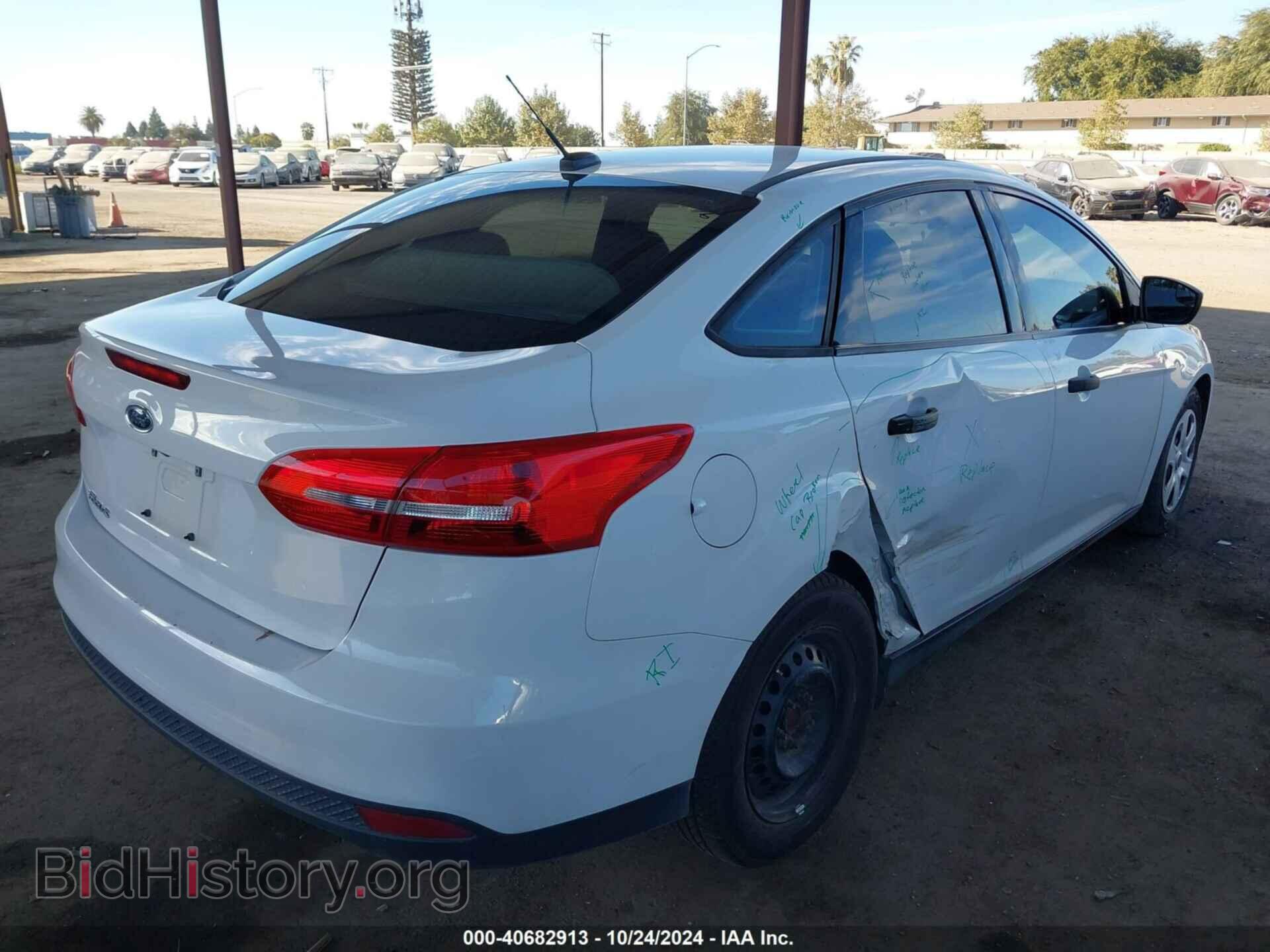 2018 FORD FOCUS - VIN: 1FADP3E29JL241196 - Фото 4