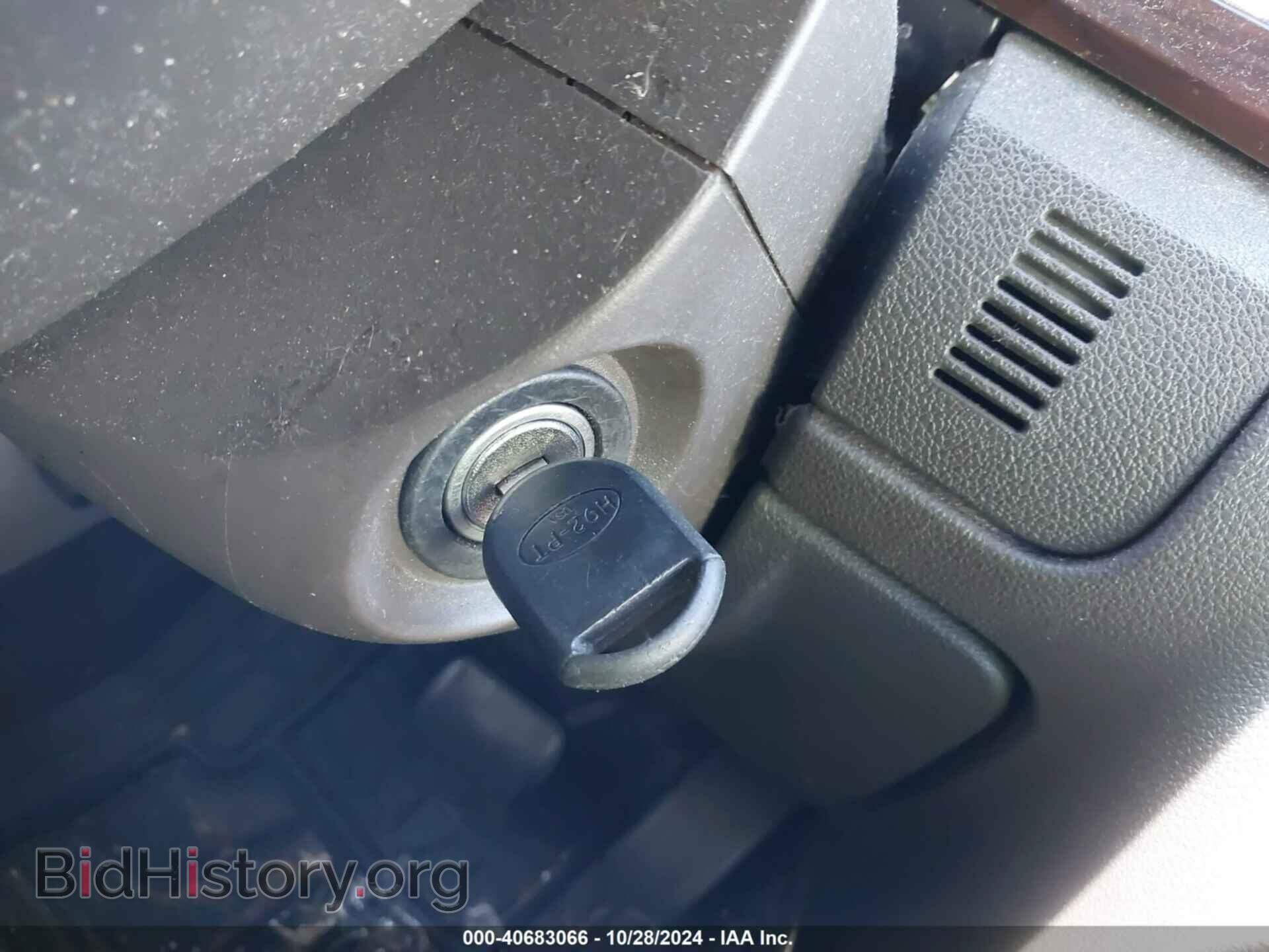 2009 FORD TAURUS - VIN: 1FAHP23WX9G120456 - Фото 11