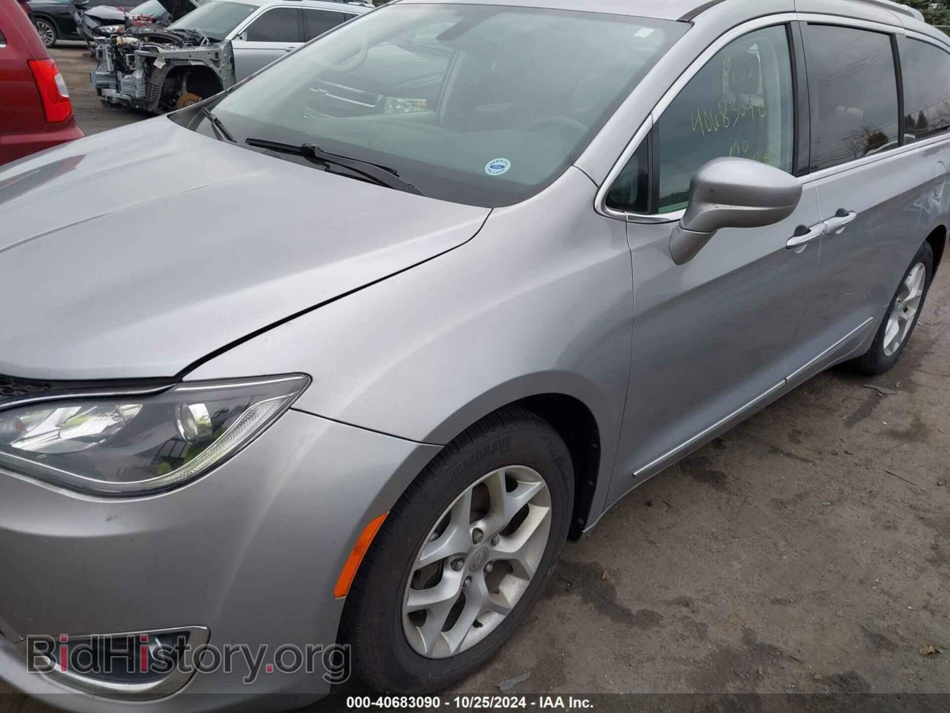 2017 CHRYSLER PACIFICA - VIN: 2C4RC1EG5HR705453 - Фото 2
