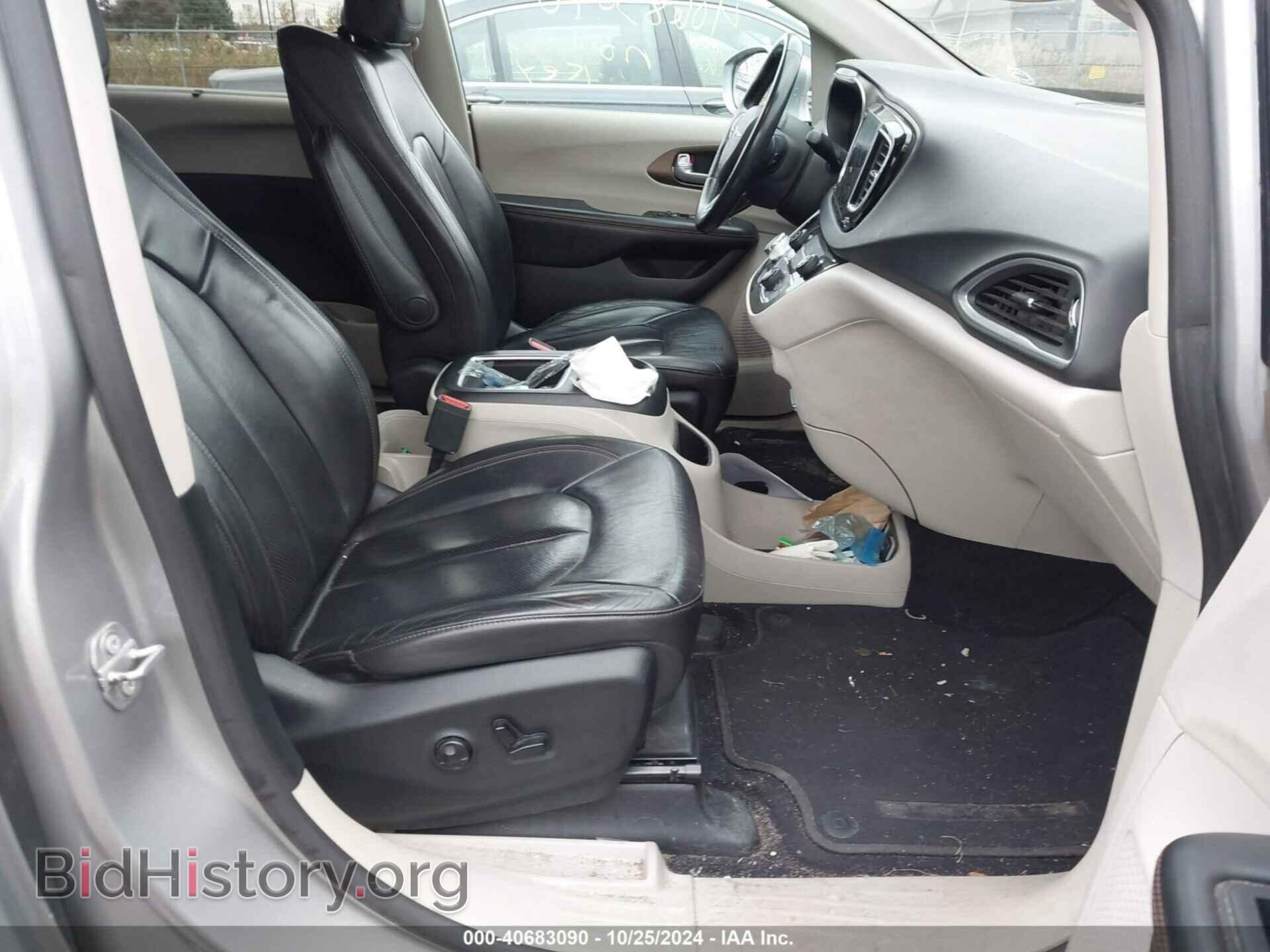 2017 CHRYSLER PACIFICA - VIN: 2C4RC1EG5HR705453 - Фото 5