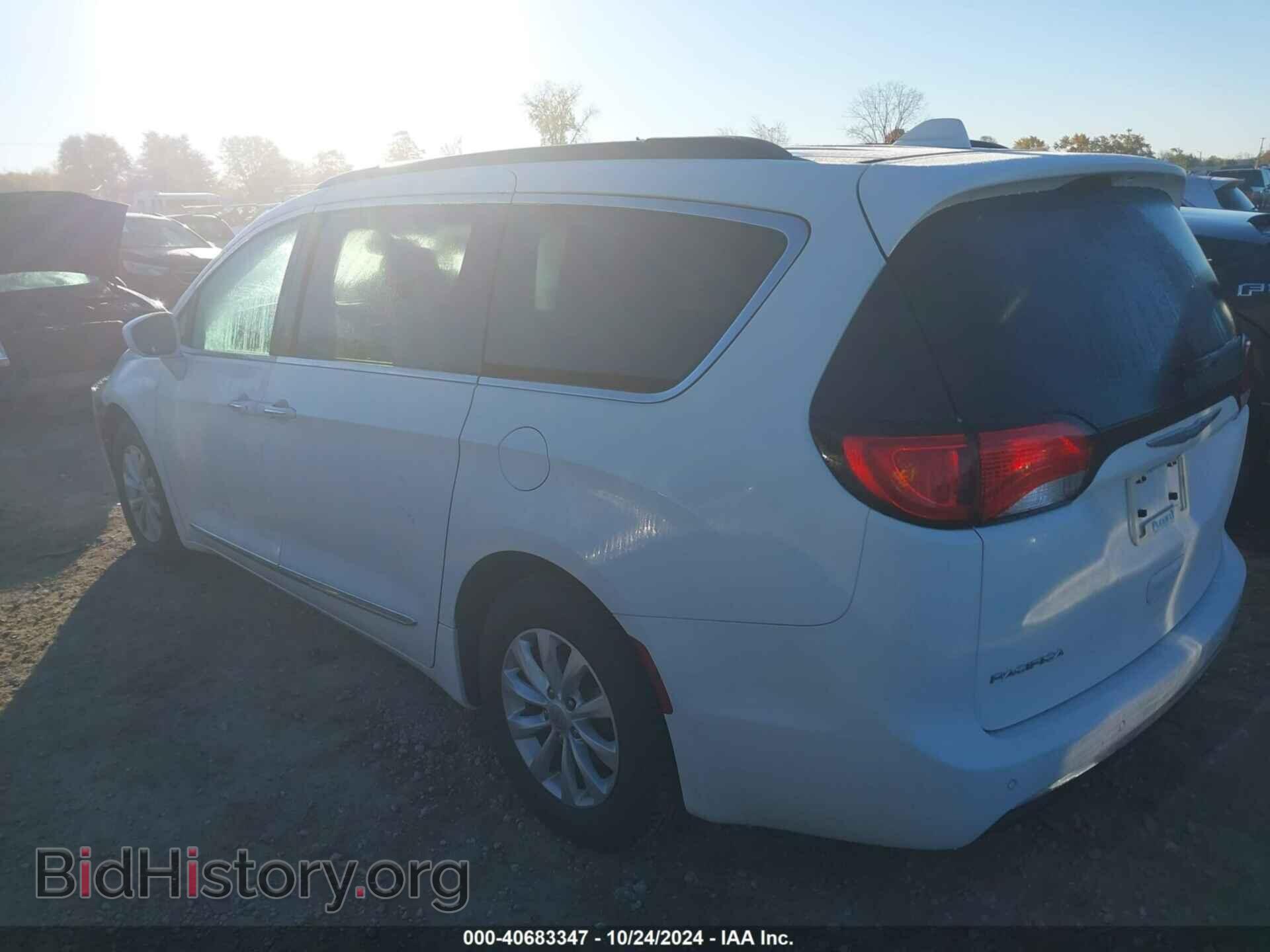 2017 CHRYSLER PACIFICA - VIN: 2C4RC1BG2HR507871 - Photo 3