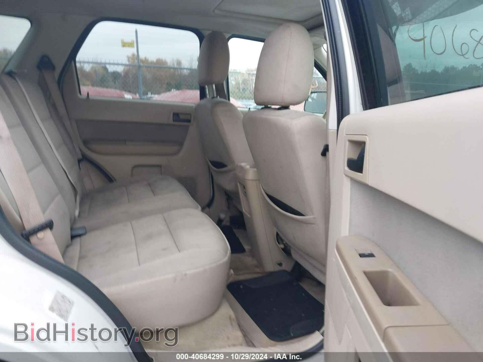 2011 FORD ESCAPE - VIN: 1FMCU9D75BKA36007 - Фото 8