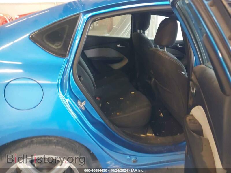 2016 Dodge DART (VIN 1C3CDFBB4GD515867) — photo 8 of 17