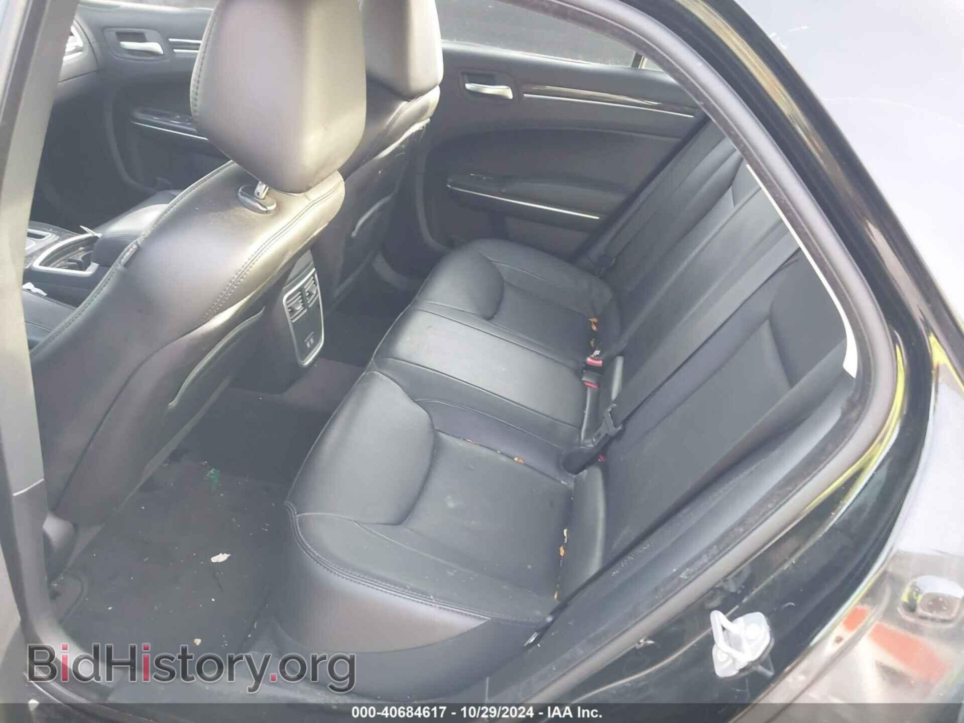 2017 CHRYSLER 300 - VIN: 2C3CCARG4HH616693 - Фото 8