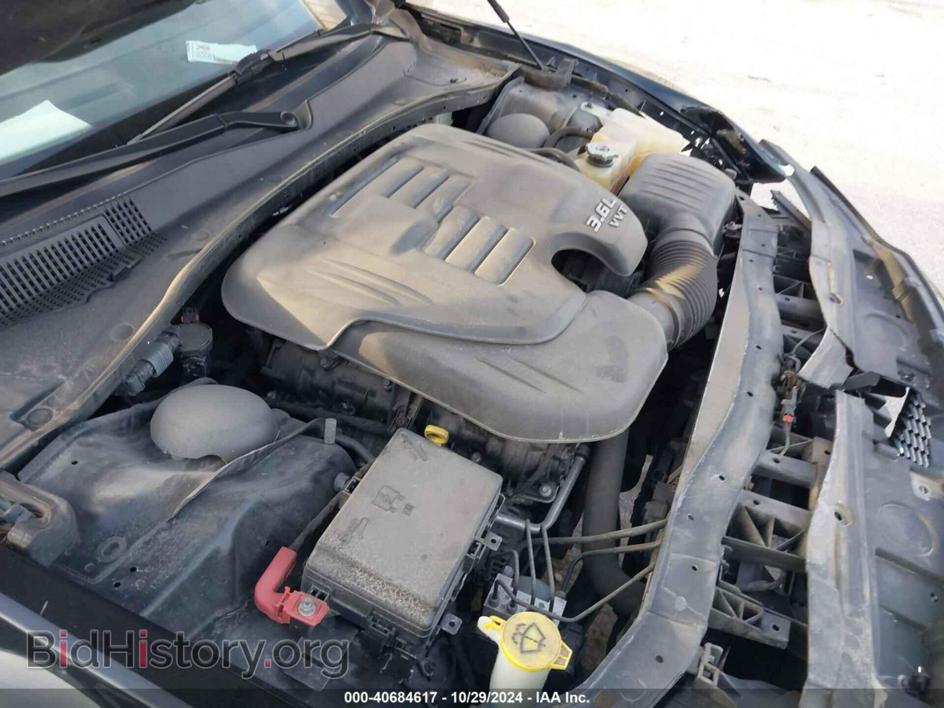 2017 CHRYSLER 300 - VIN: 2C3CCARG4HH616693 - Фото 10