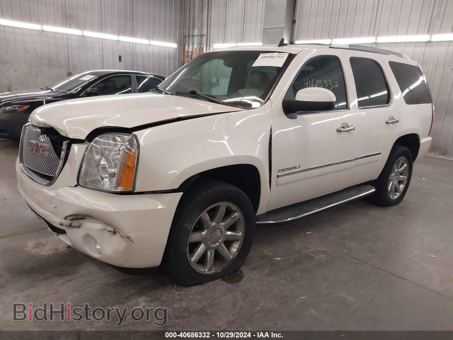 2012 GMC YUKON - VIN: 1GKS2EEF5CR239934 - Photo 2