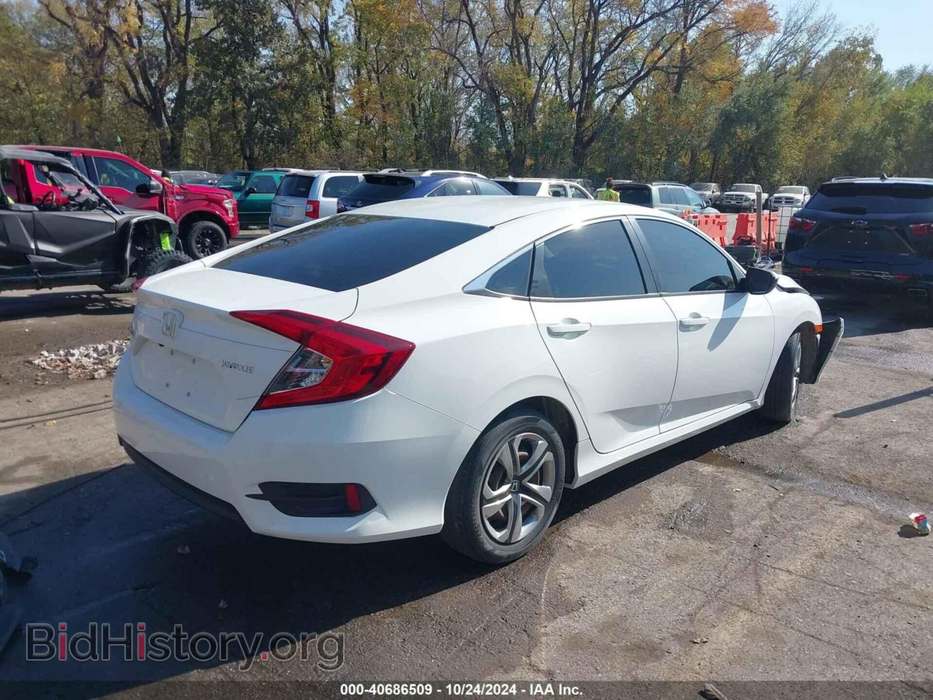 2017 HONDA CIVIC - VIN: 19XFC2F56HE007635 - Фото 4