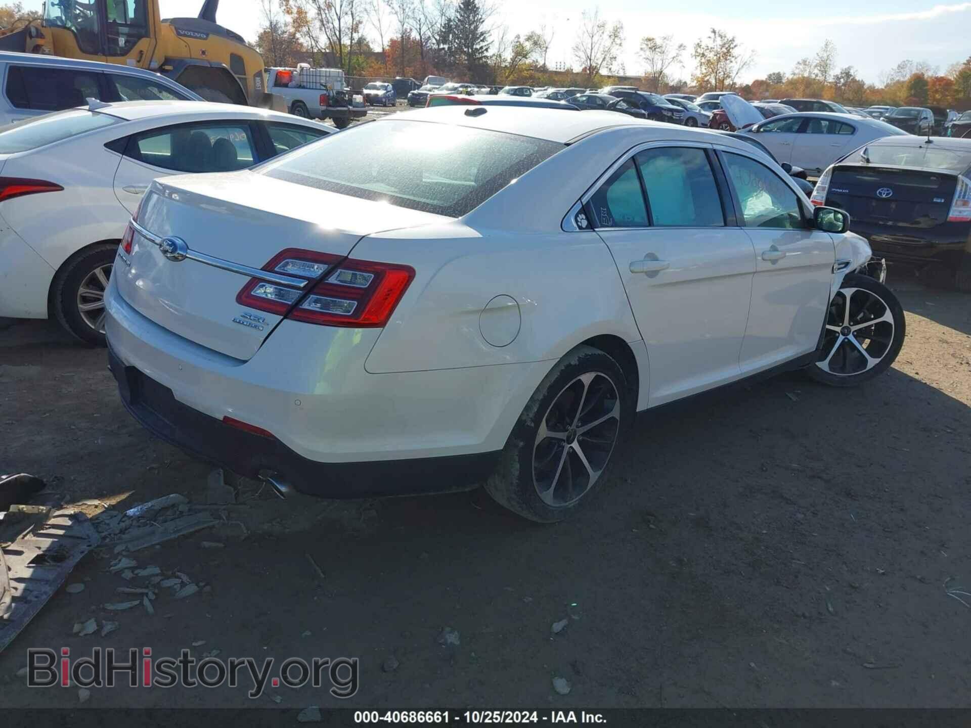 2014 FORD TAURUS - VIN: 1FAHP2E82EG133517 - Фото 4