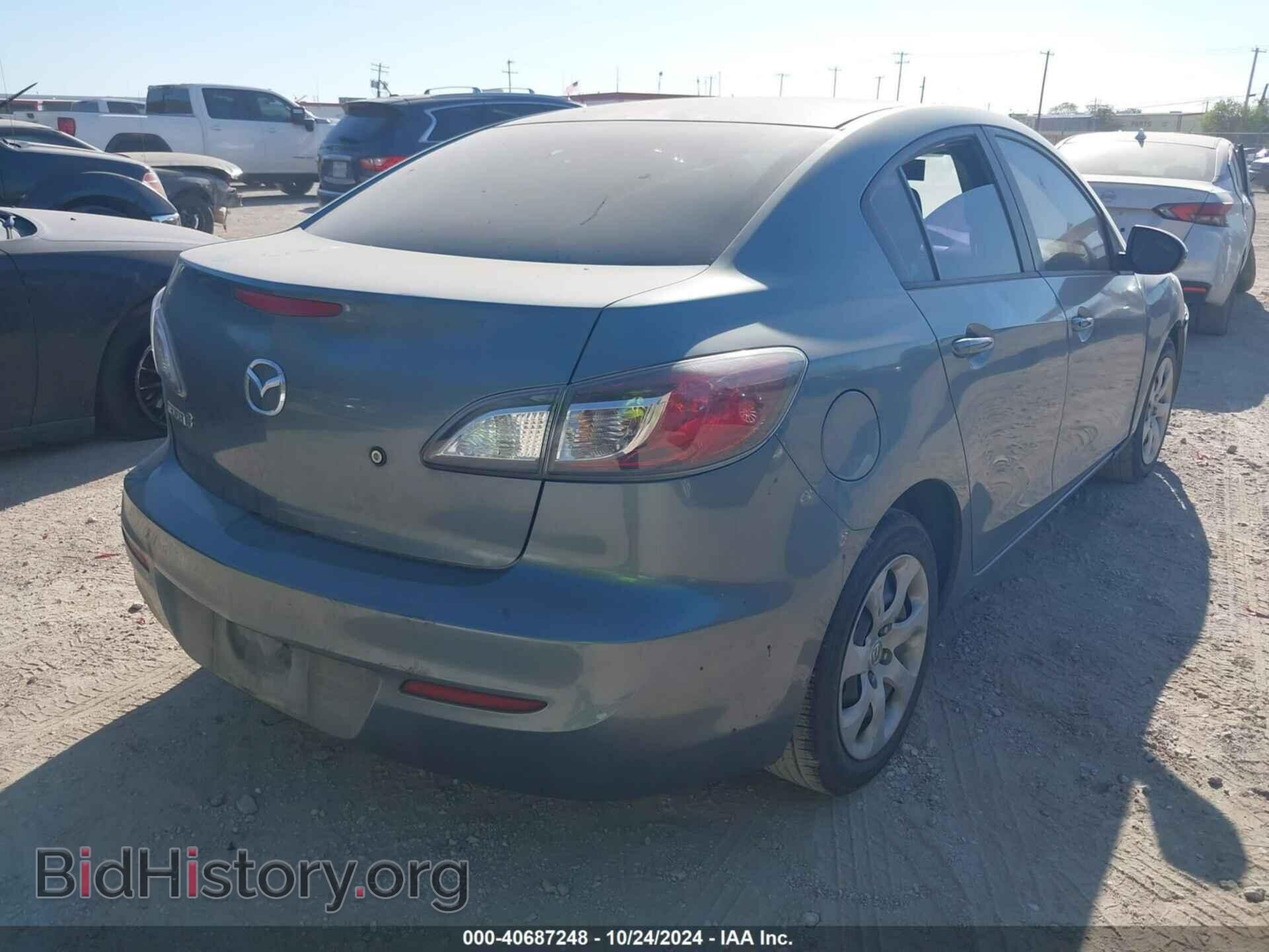 2013 MAZDA MAZDA3 - VIN: JM1BL1TF4D1784124 - Фото 4
