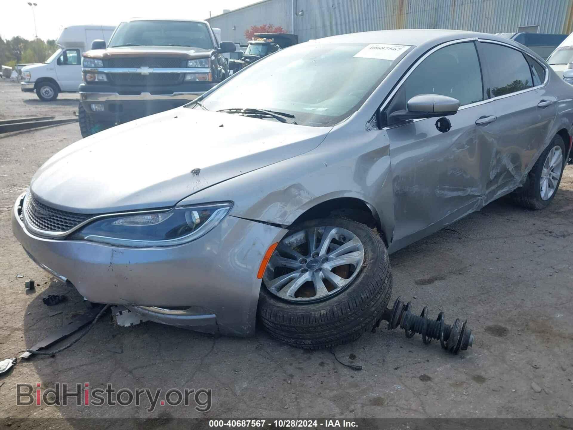 2016 CHRYSLER 200 - VIN: 1C3CCCAB7GN110700 - Фото 6