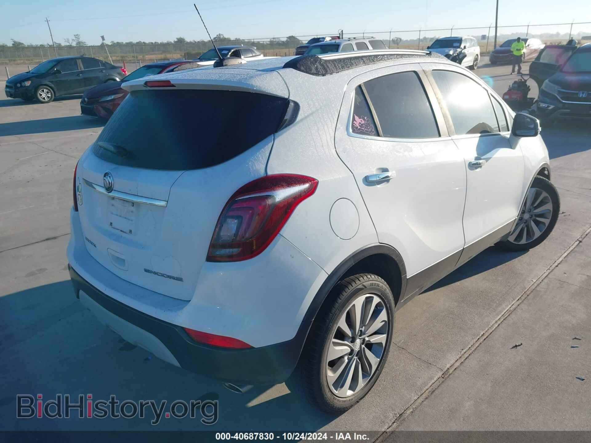 2018 BUICK ENCORE - VIN: KL4CJASB2JB607208 - Photo 4
