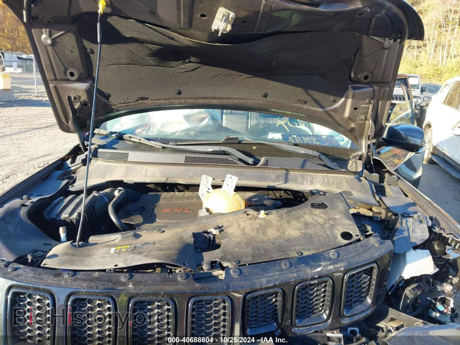 2018 JEEP COMPASS - VIN: 3C4NJDBB2JT325410 - Фото 10