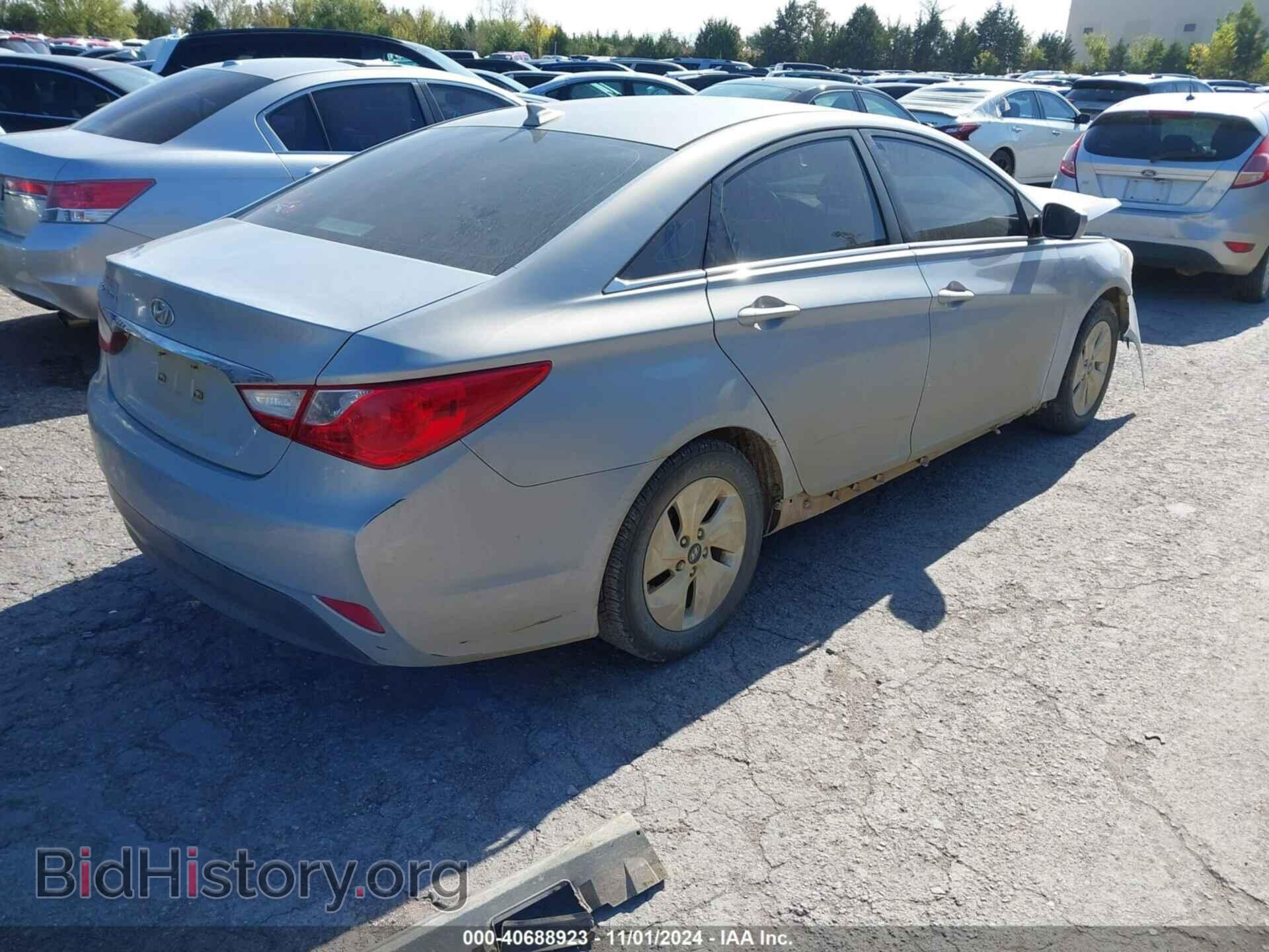 2014 HYUNDAI SONATA - VIN: 5NPEB4AC4EH811892 - Фото 4