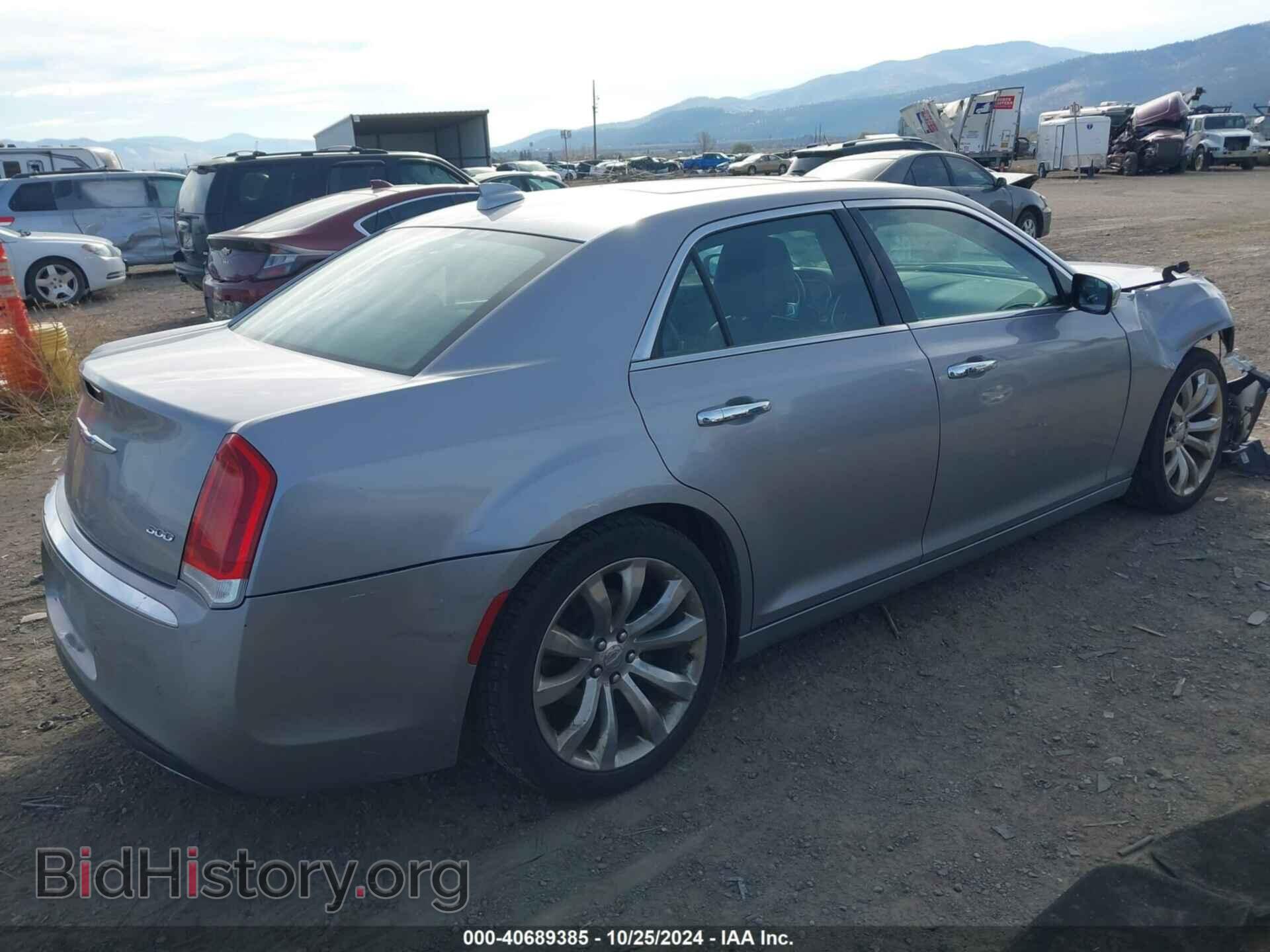 2018 CHRYSLER 300 - VIN: 2C3CCAEG2JH274785 - Фото 4