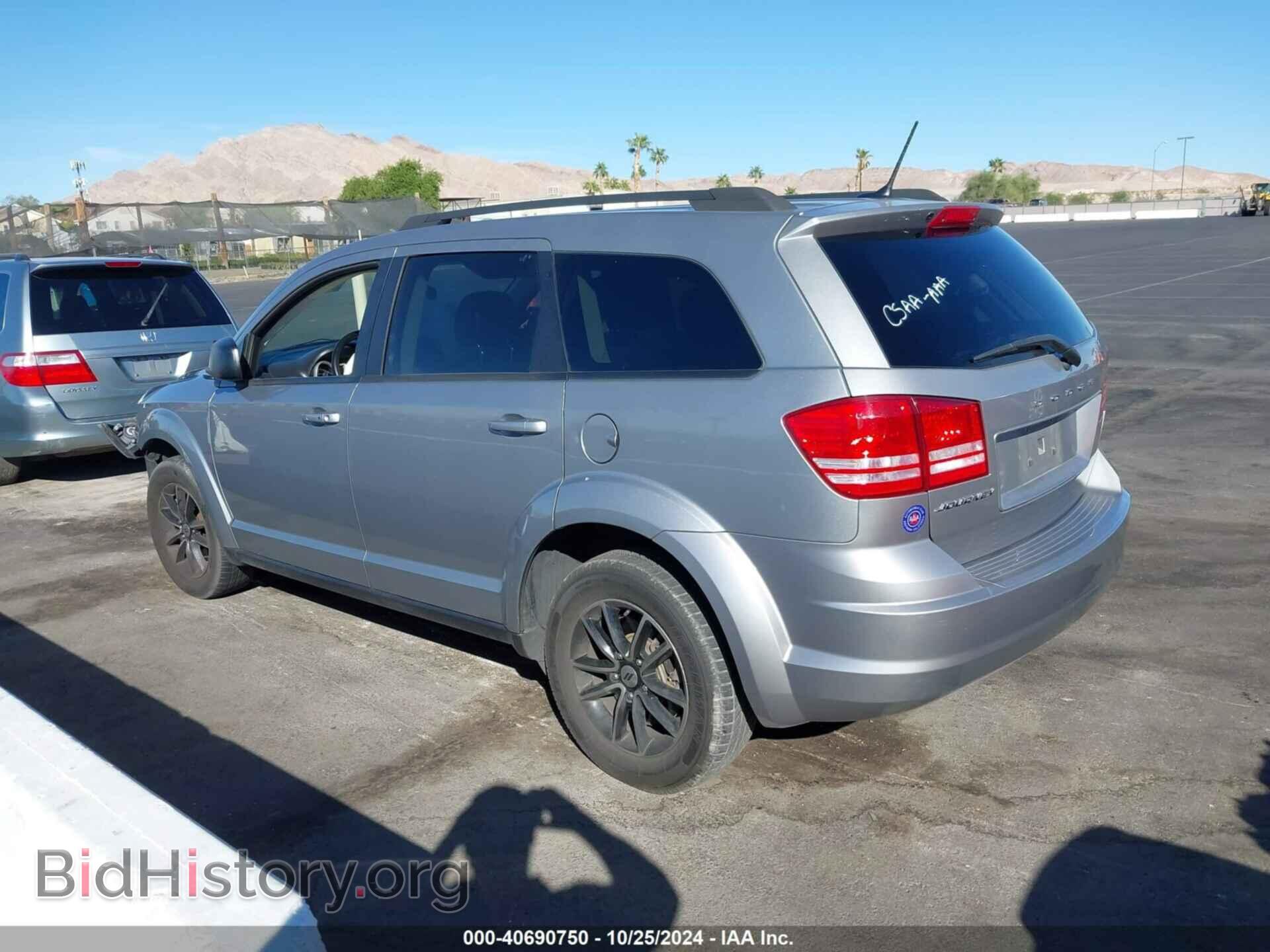 2018 DODGE JOURNEY - VIN: 3C4PDCAB2JT242829 - Фото 3