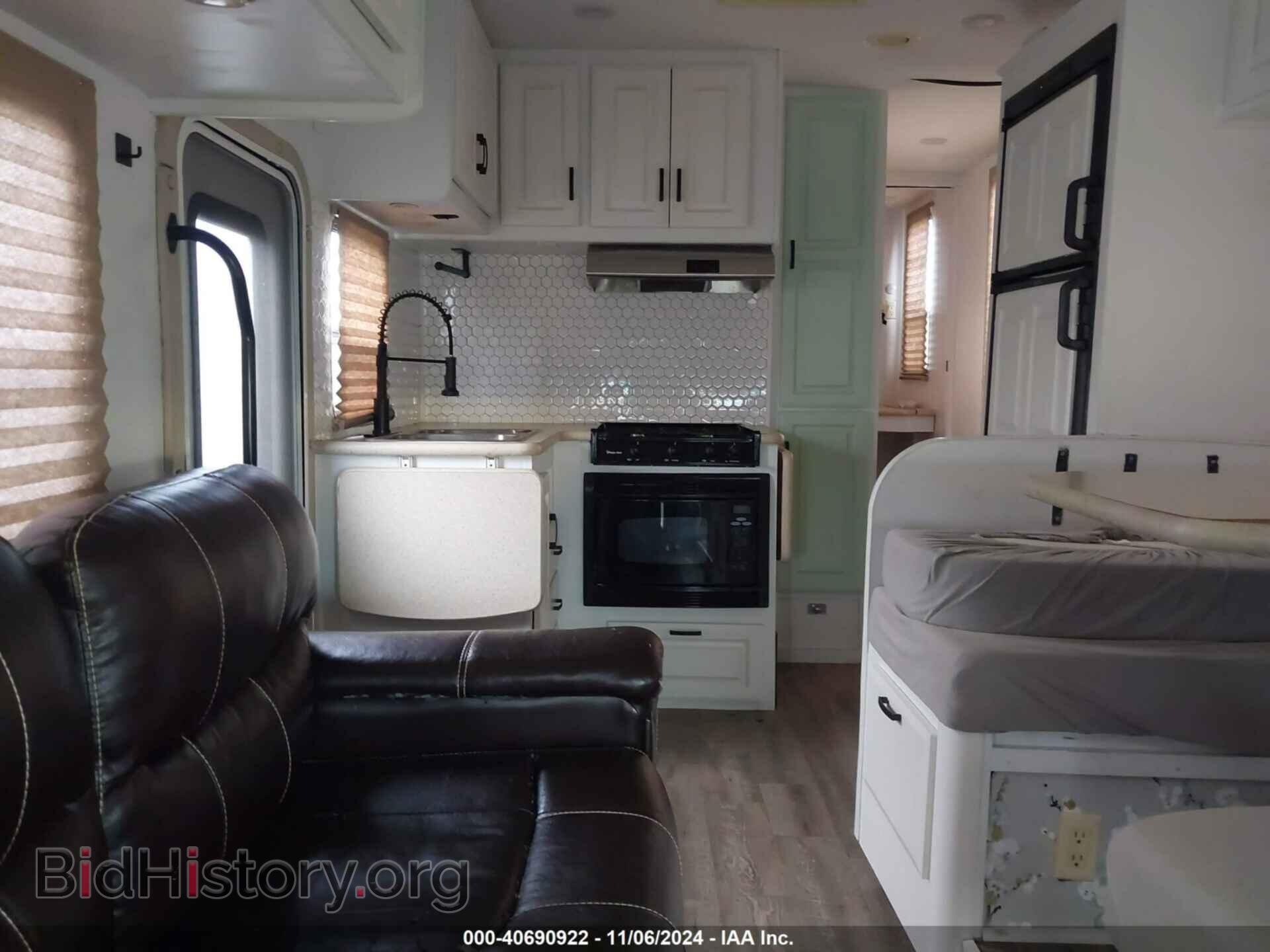 2011 FORD E-450 CUTAWAY - VIN: 1FDXE4FS5ADA82118 - Фото 7