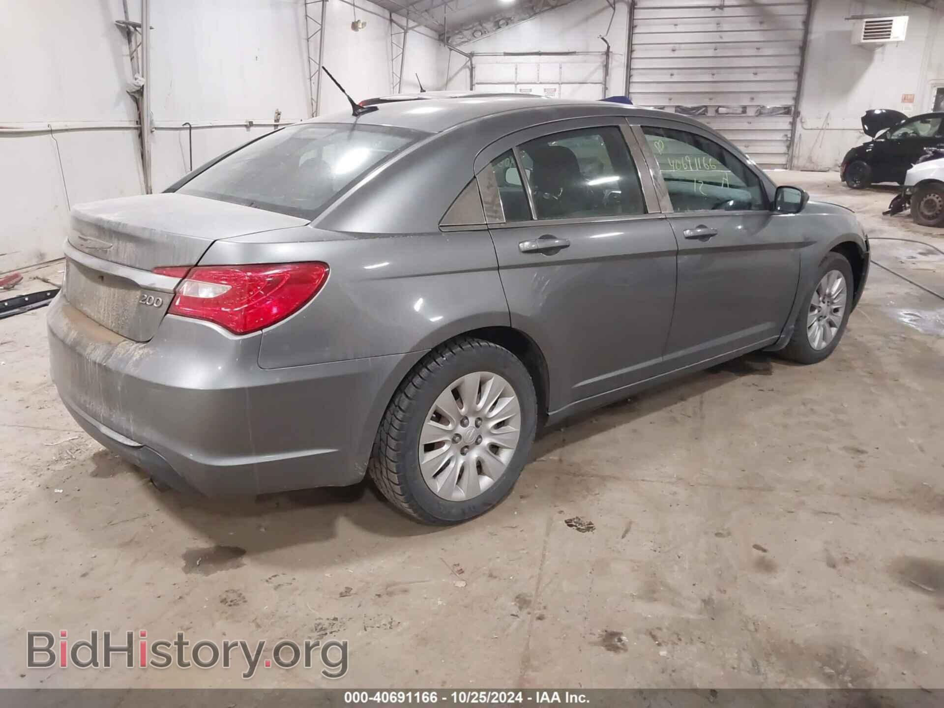 2012 CHRYSLER 200 - VIN: 1C3CCBAB7CN130272 - Фото 4