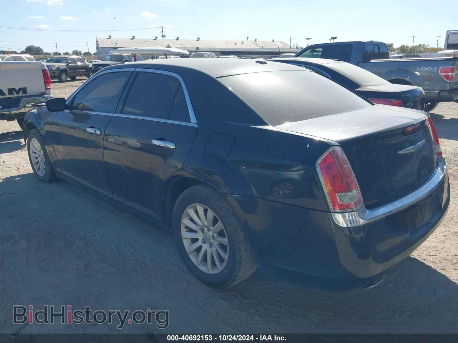 2014 CHRYSLER 300 - VIN: 2C3CCAAG8EH181040 - Фото 3