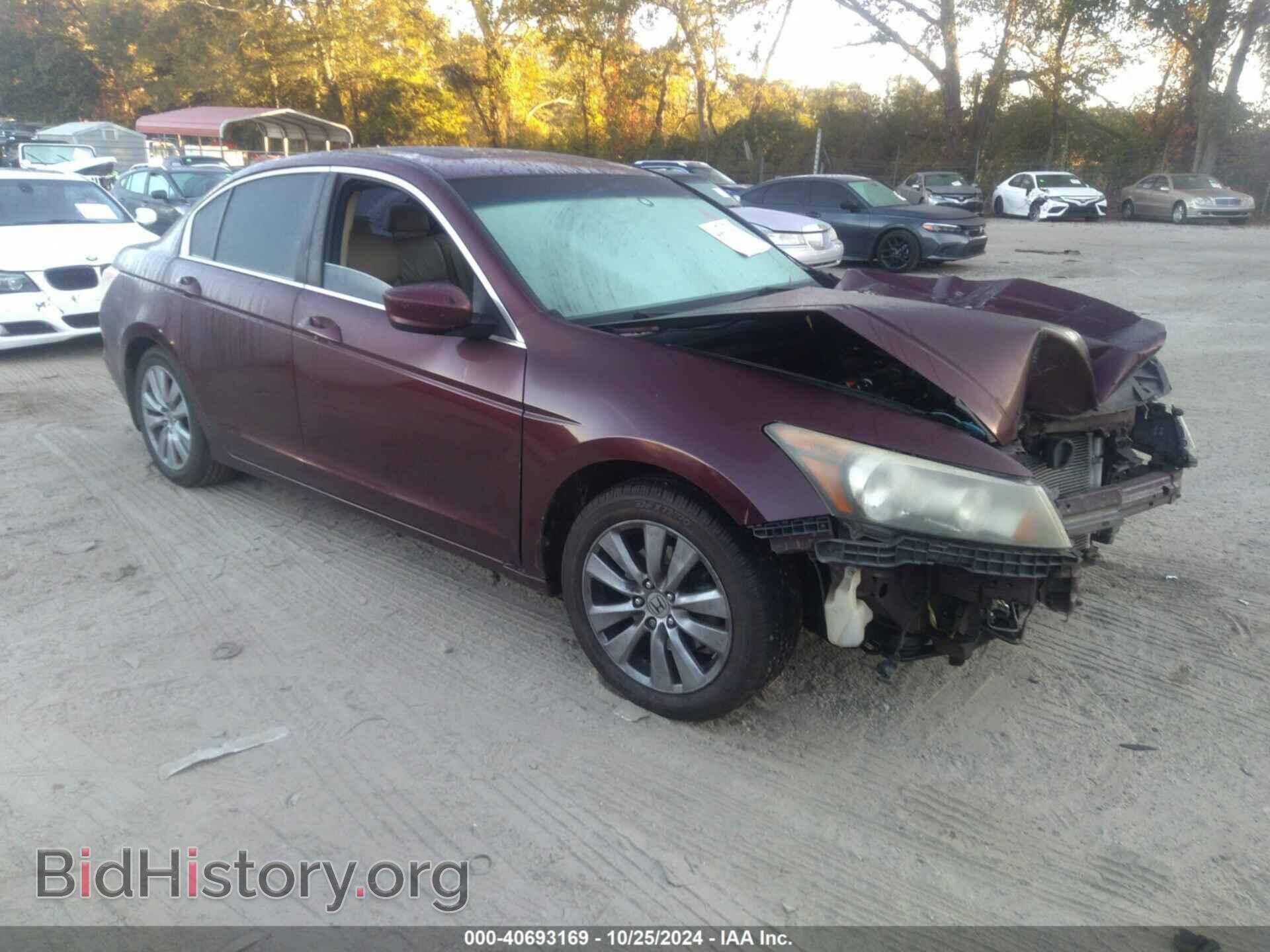 Photo 1HGCP2F88BA050998 - HONDA ACCORD 2011