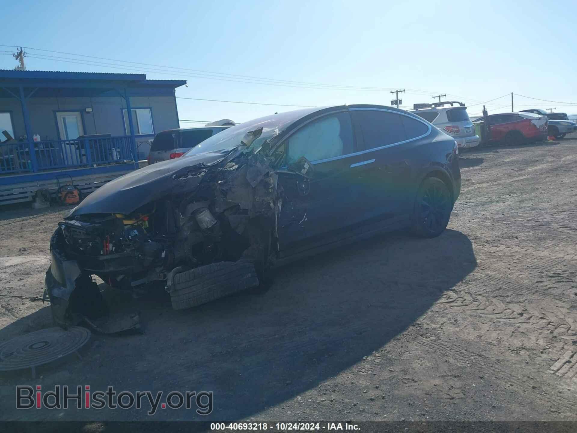 2018 TESLA MODEL X - VIN: 5YJXCAE20JF090985 - Photo 2
