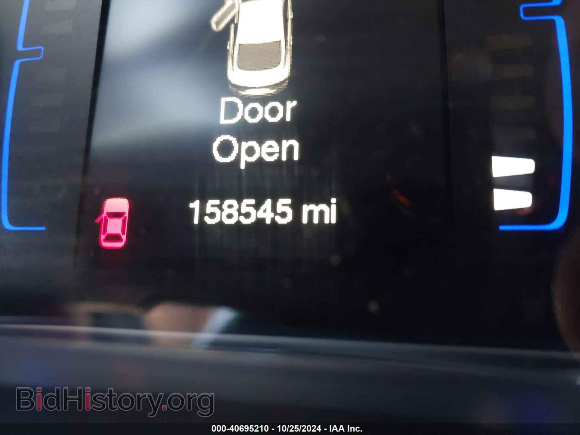 2016 CHRYSLER 200 - VIN: 1C3CCCAB3GN110693 - Фото 16