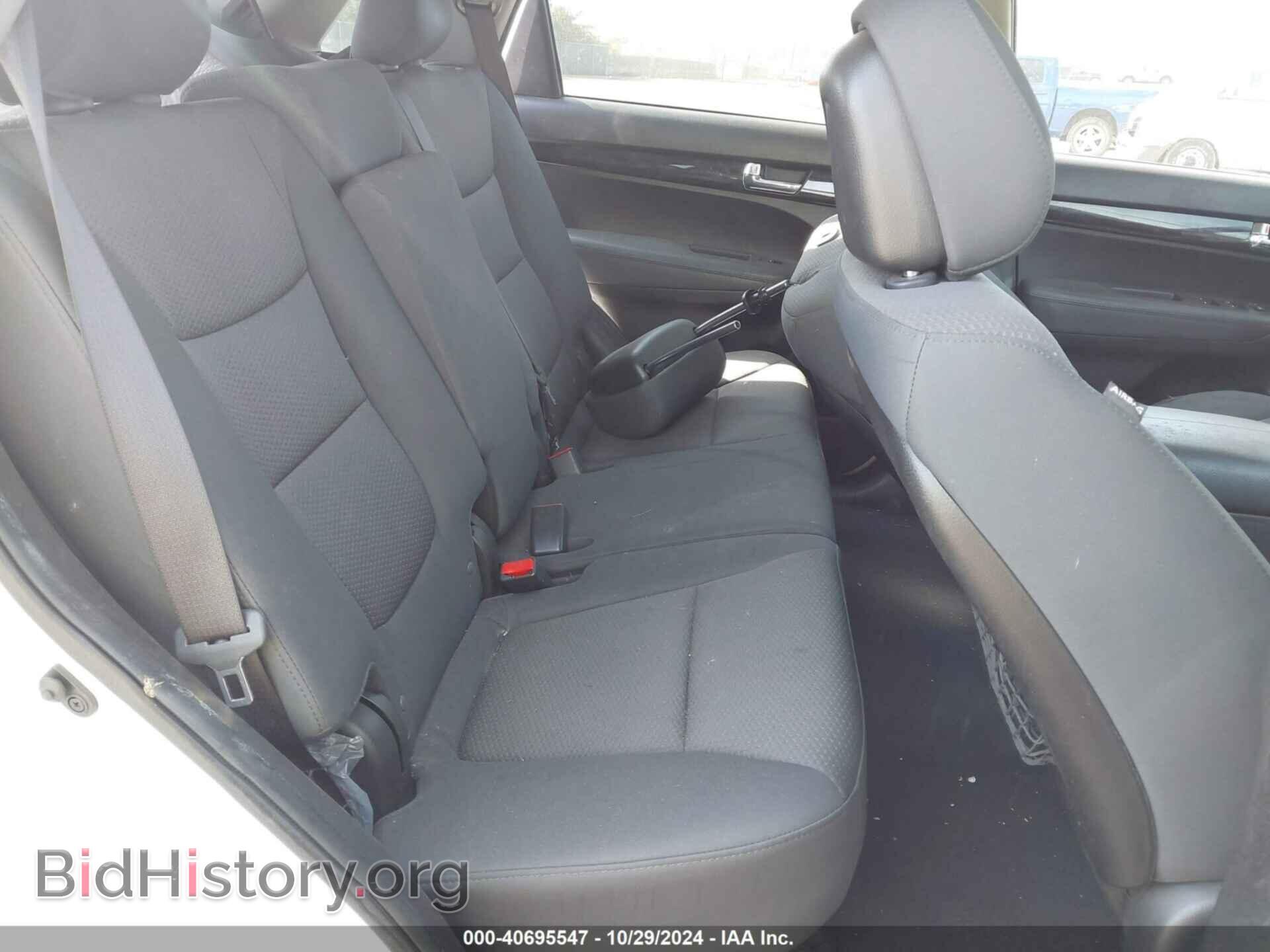 2012 KIA SORENTO - VIN: 5XYKTCA60CG304139 - Фото 8