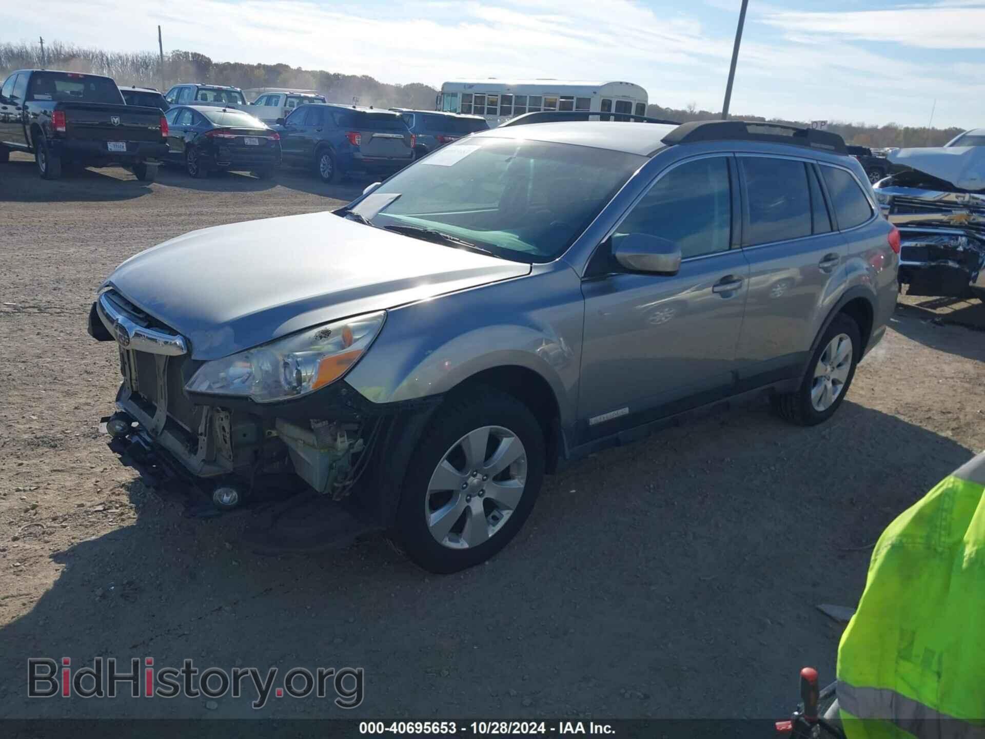 2011 SUBARU OUTBACK - VIN: 4S4BRBCC9B3426086 - Фото 2