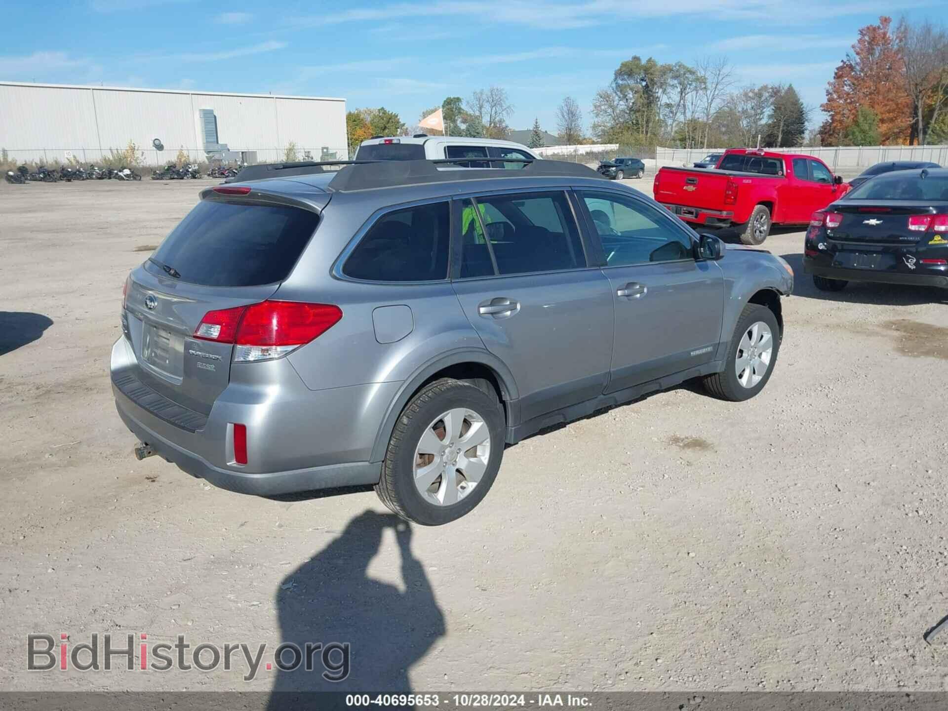 2011 SUBARU OUTBACK - VIN: 4S4BRBCC9B3426086 - Фото 4
